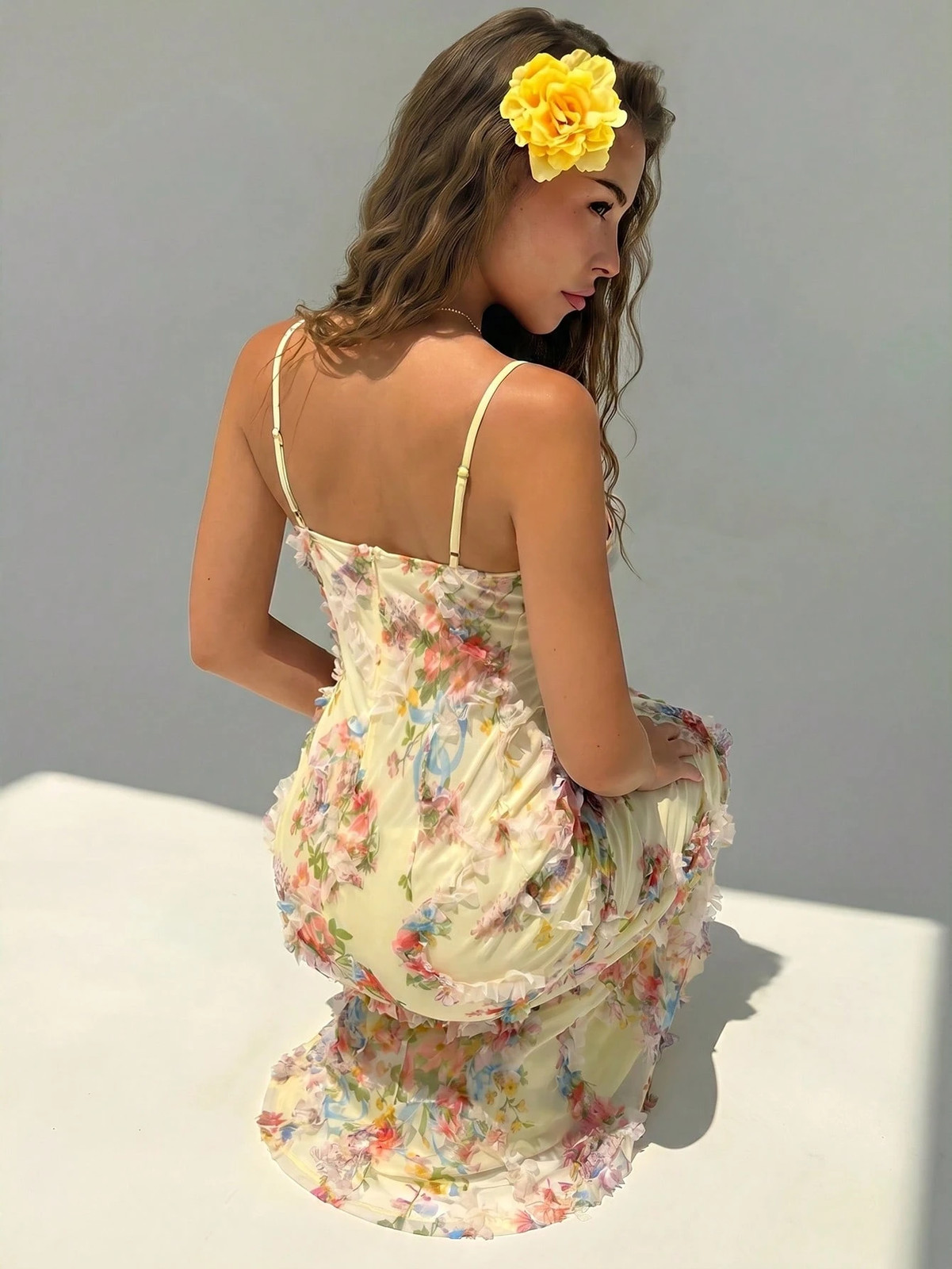 Ladies Elegant Light Yellow Ruffle Collar Maxi Dress