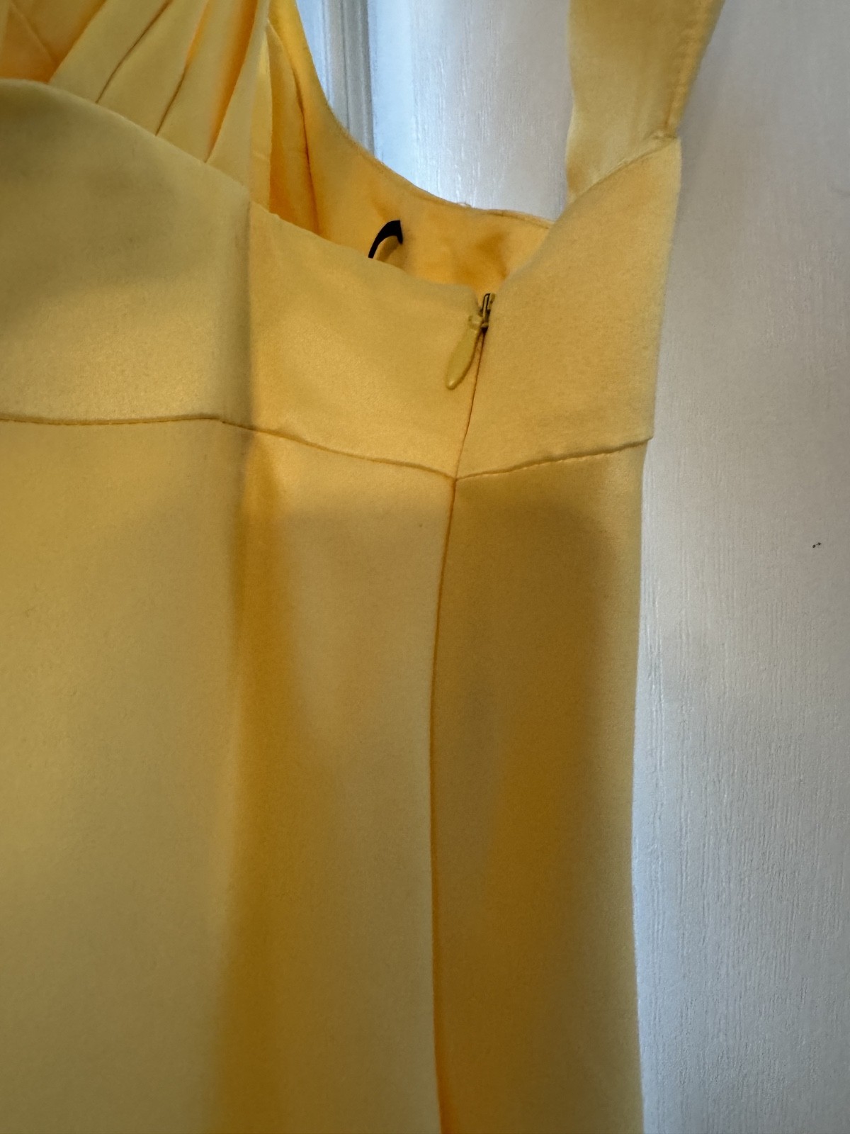Women’s Calvin Klein Yellow A Line Formal Criss Cross Back Midi Size Small