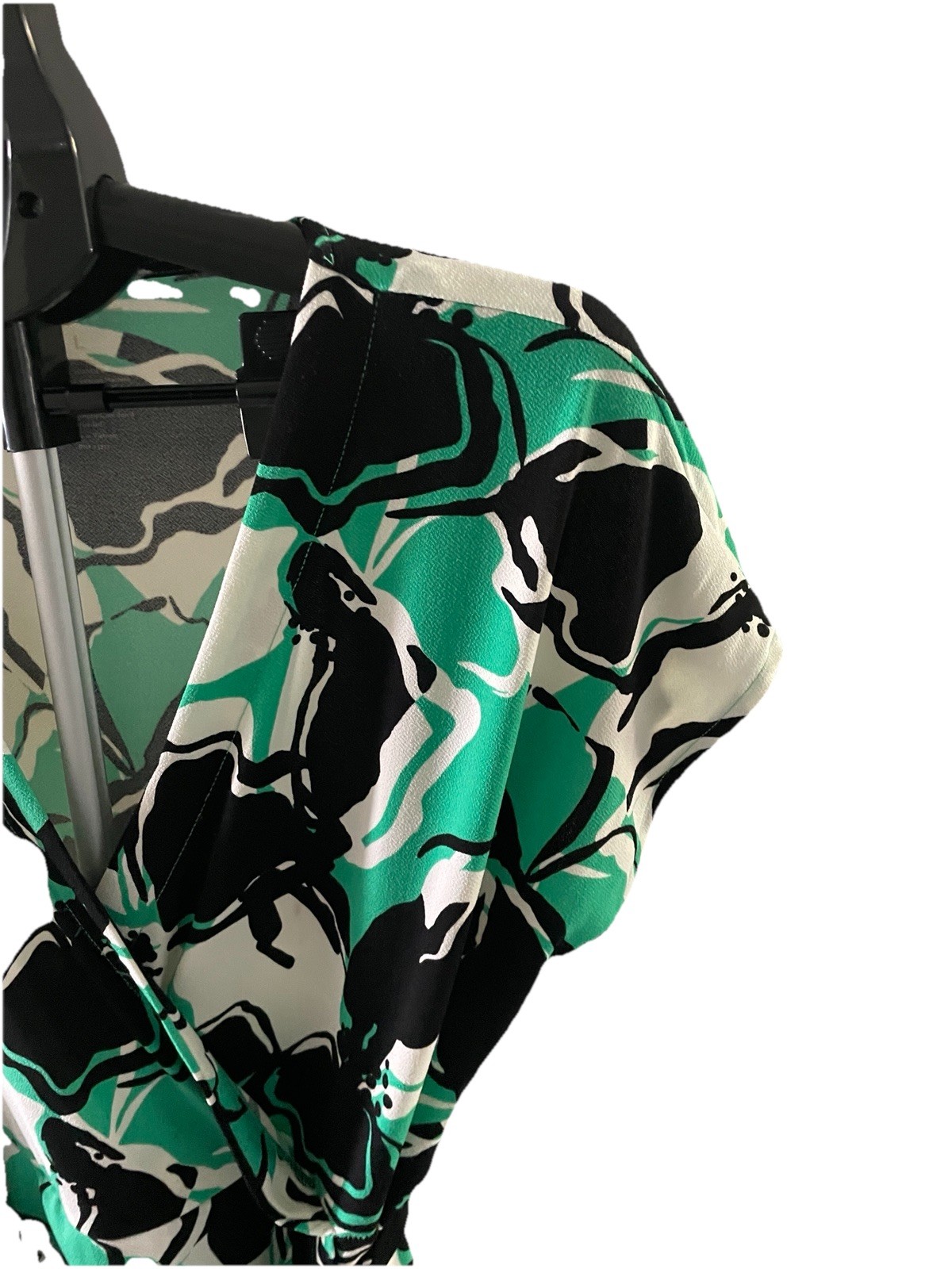 Nine West Dress Large Pullover Wrap Style Green Black White Career Business