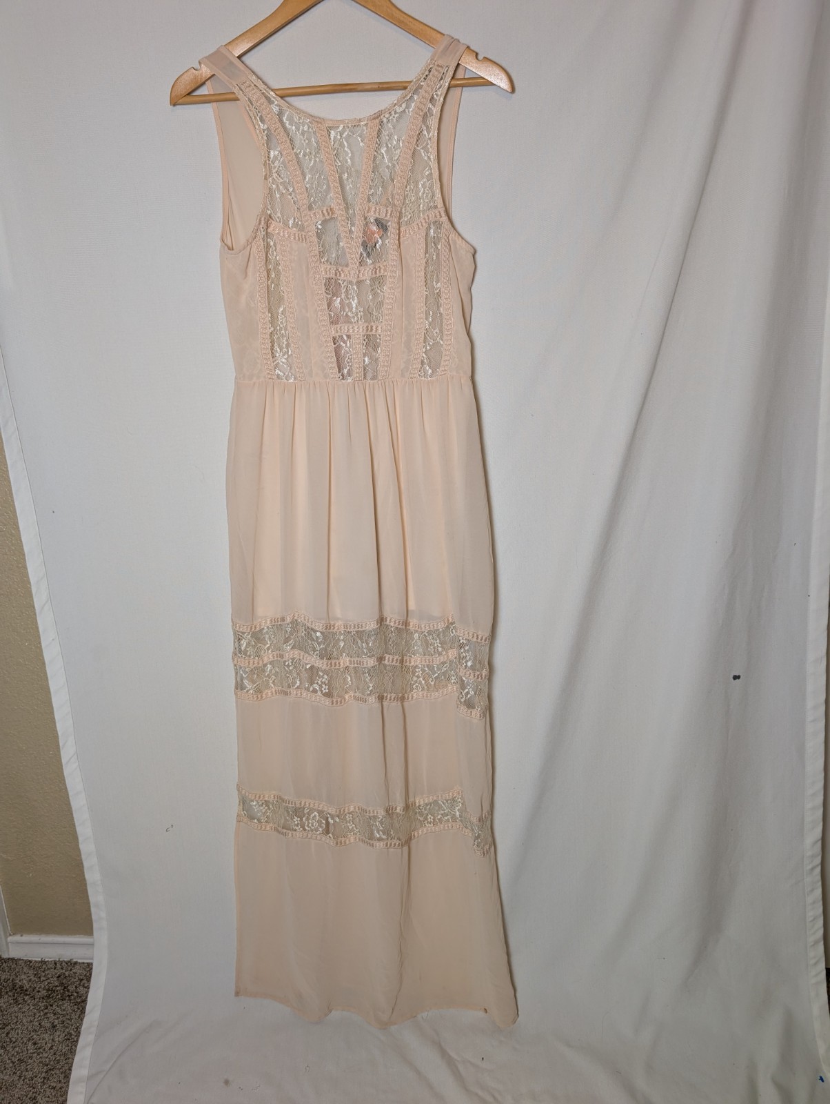 ASTR Light Pink Lace Semi Sheer Maxi slip Dress Side Slits Sz M