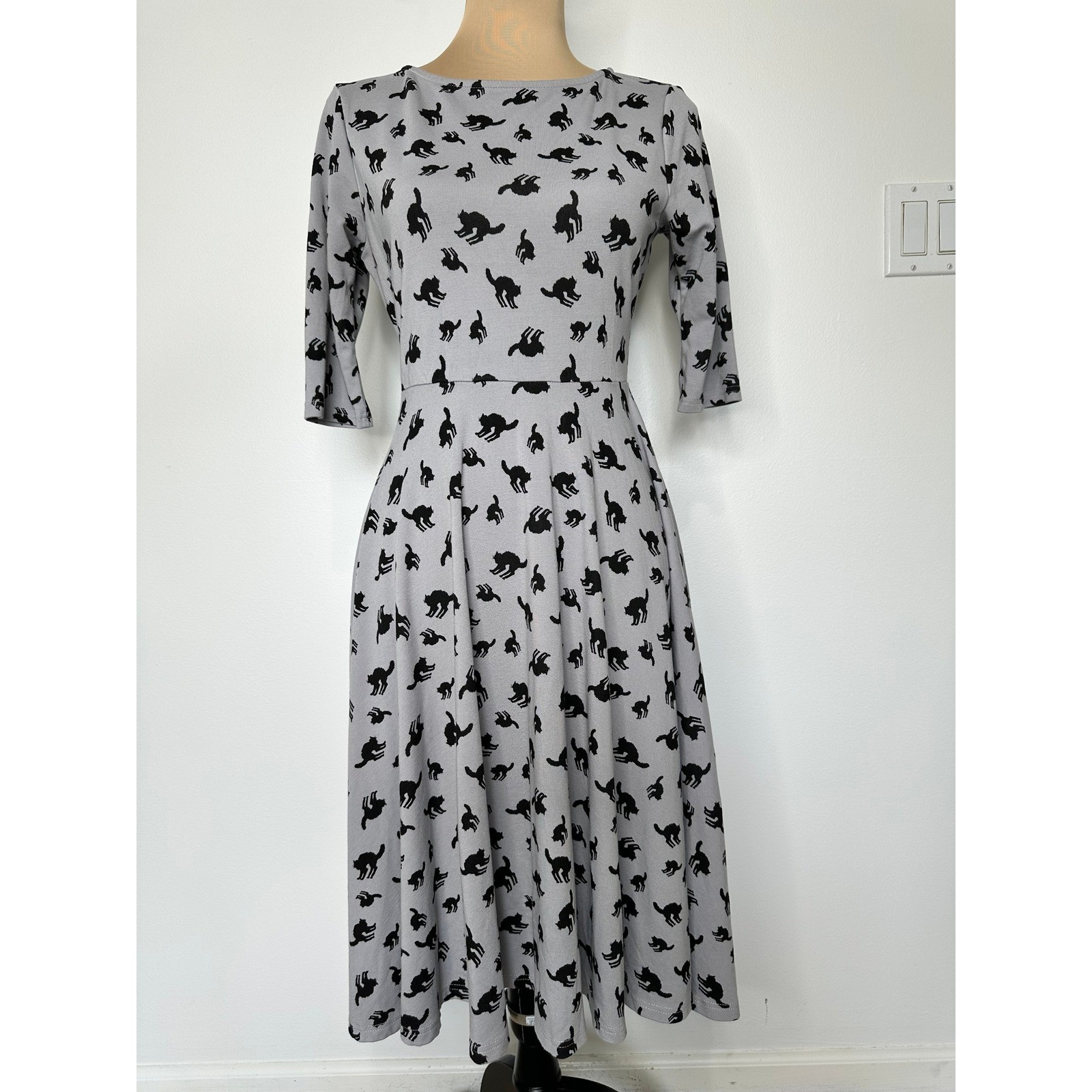 Unique Vintage Cat Print Fit Flare Dress Size S Gray Black Halloween Retro