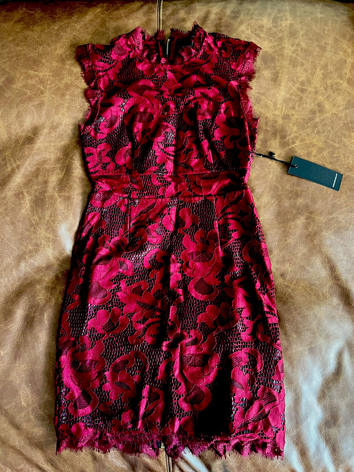 Forever 21 Red/Black Floral Lace Sheath Dress V-Neck Sleeveless Zip S