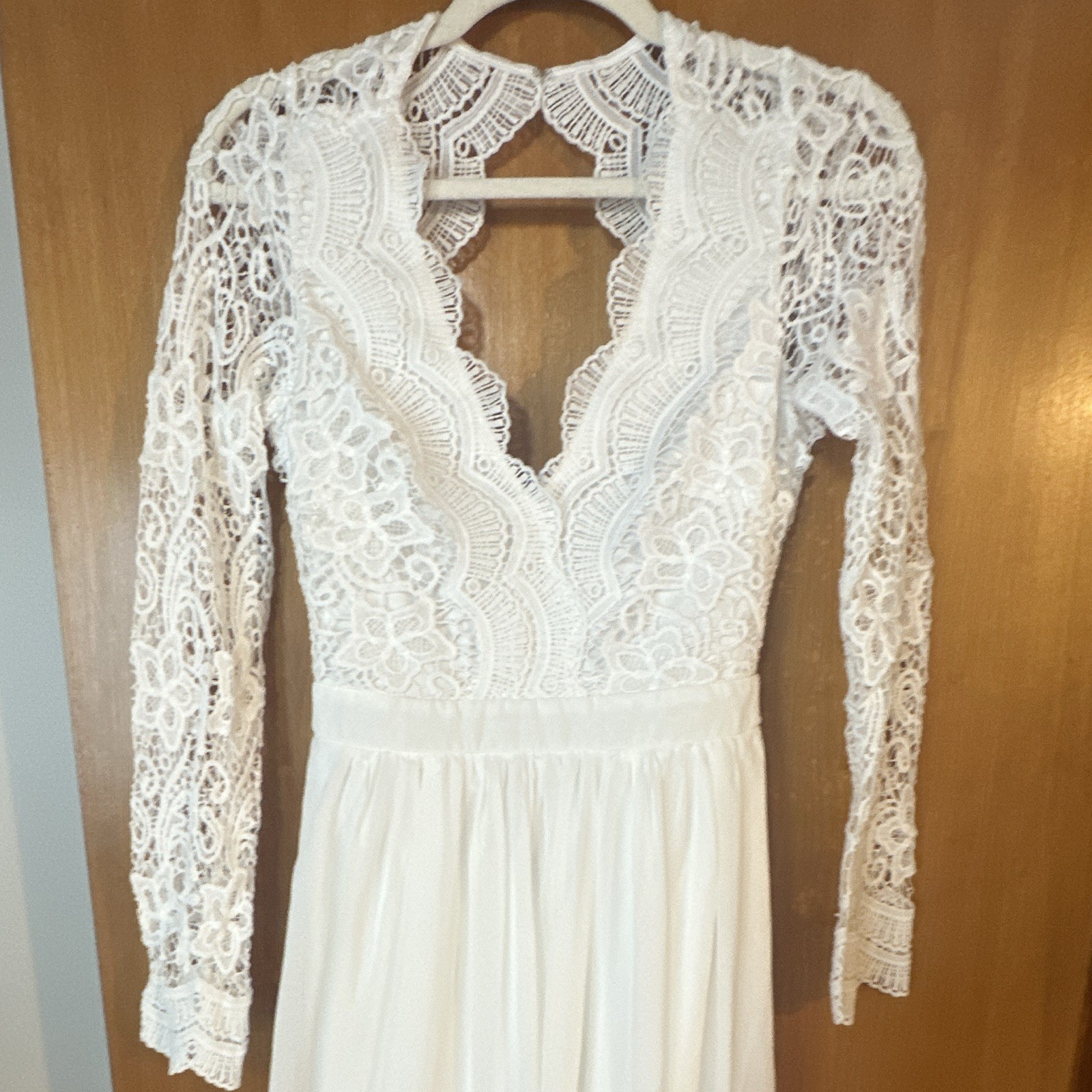 Lulus White Solid Lace Polyester V-Neck Long Sleeve Maxi Dress Double Lined S