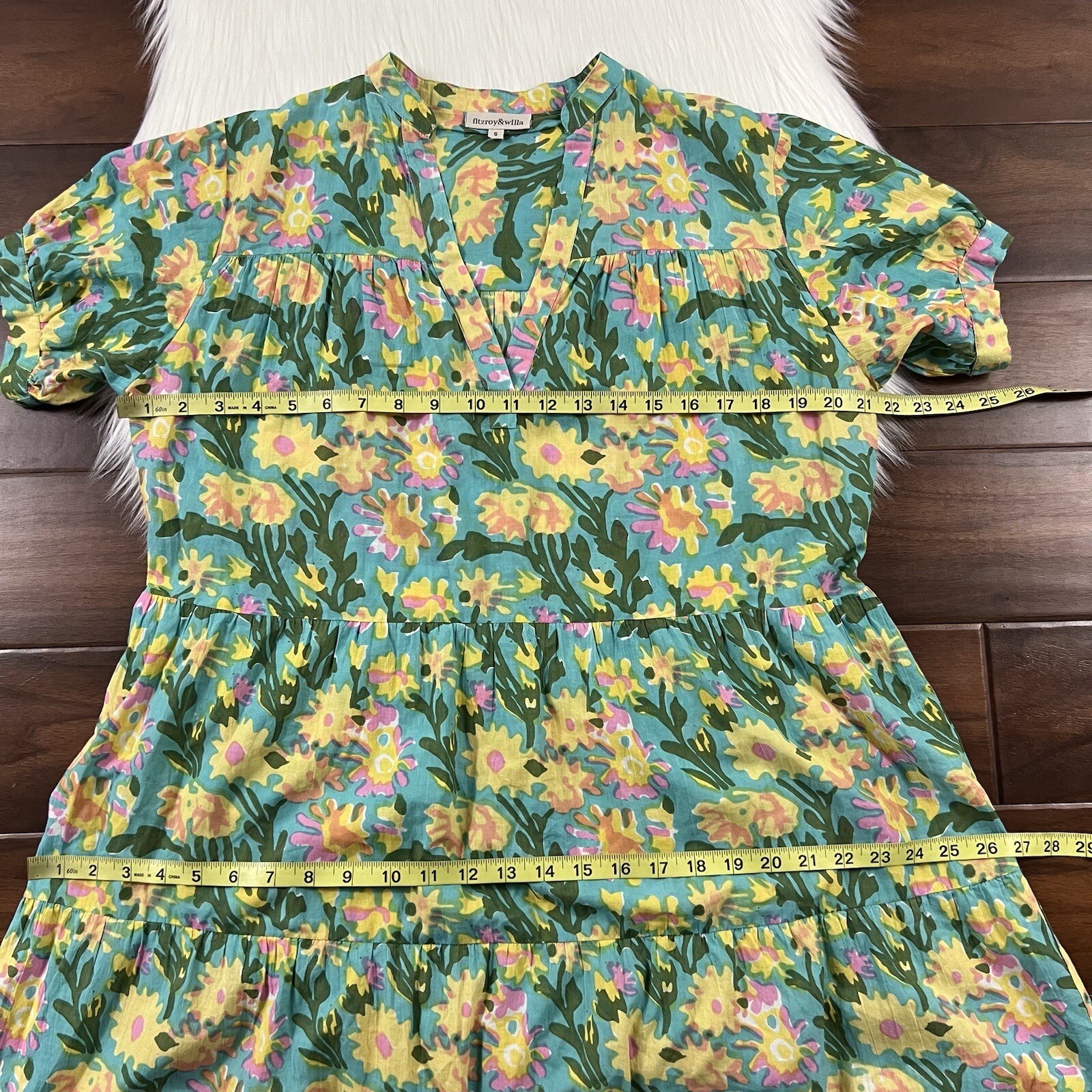 Fitzroy & Willa Size Small Floral Short Sleeve Cotton Dress