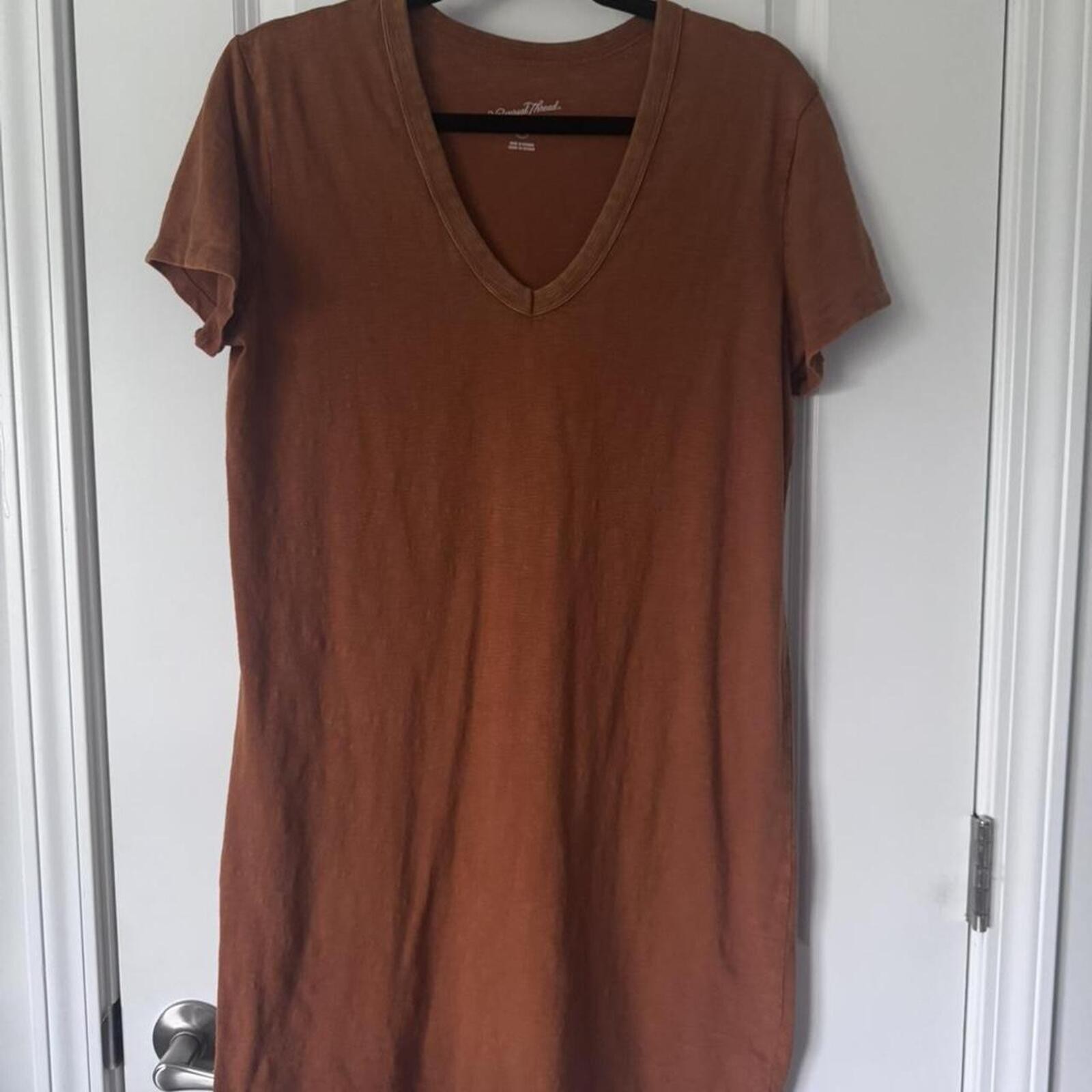 Universal Thread Orange V-Neck T-Shirt Dress Size M