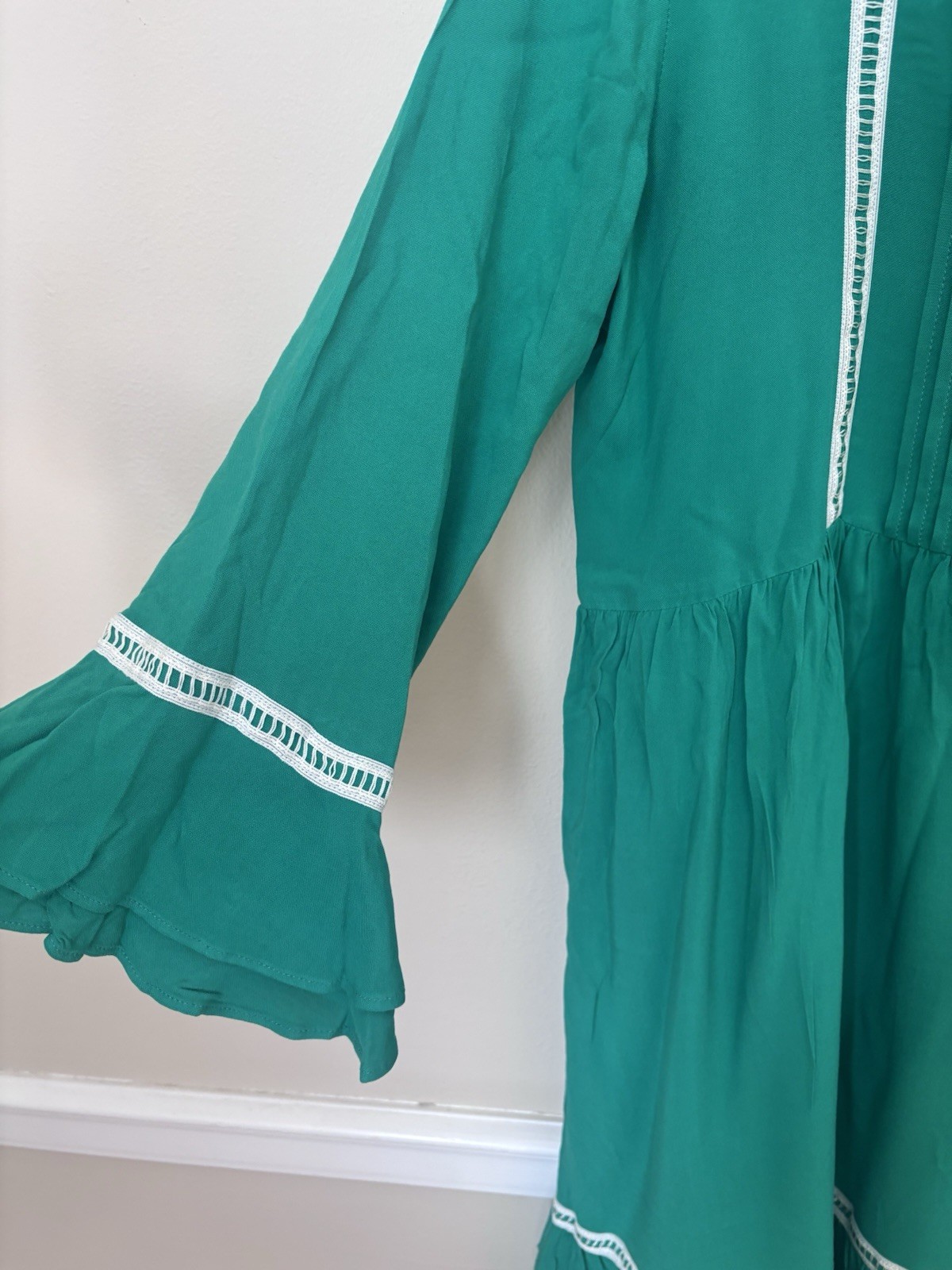 NWT Violet Weekend Womens Size M Green Dress Prairie 3/4 Sleeve White Trim