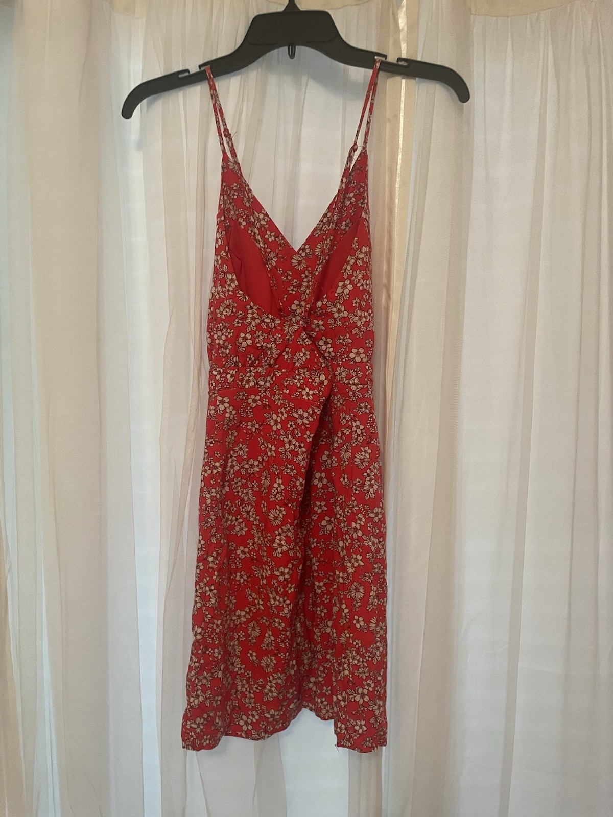Red Floral Sundress Spaghetti Straps, Size Med Criss Cross Back & Zip Closure