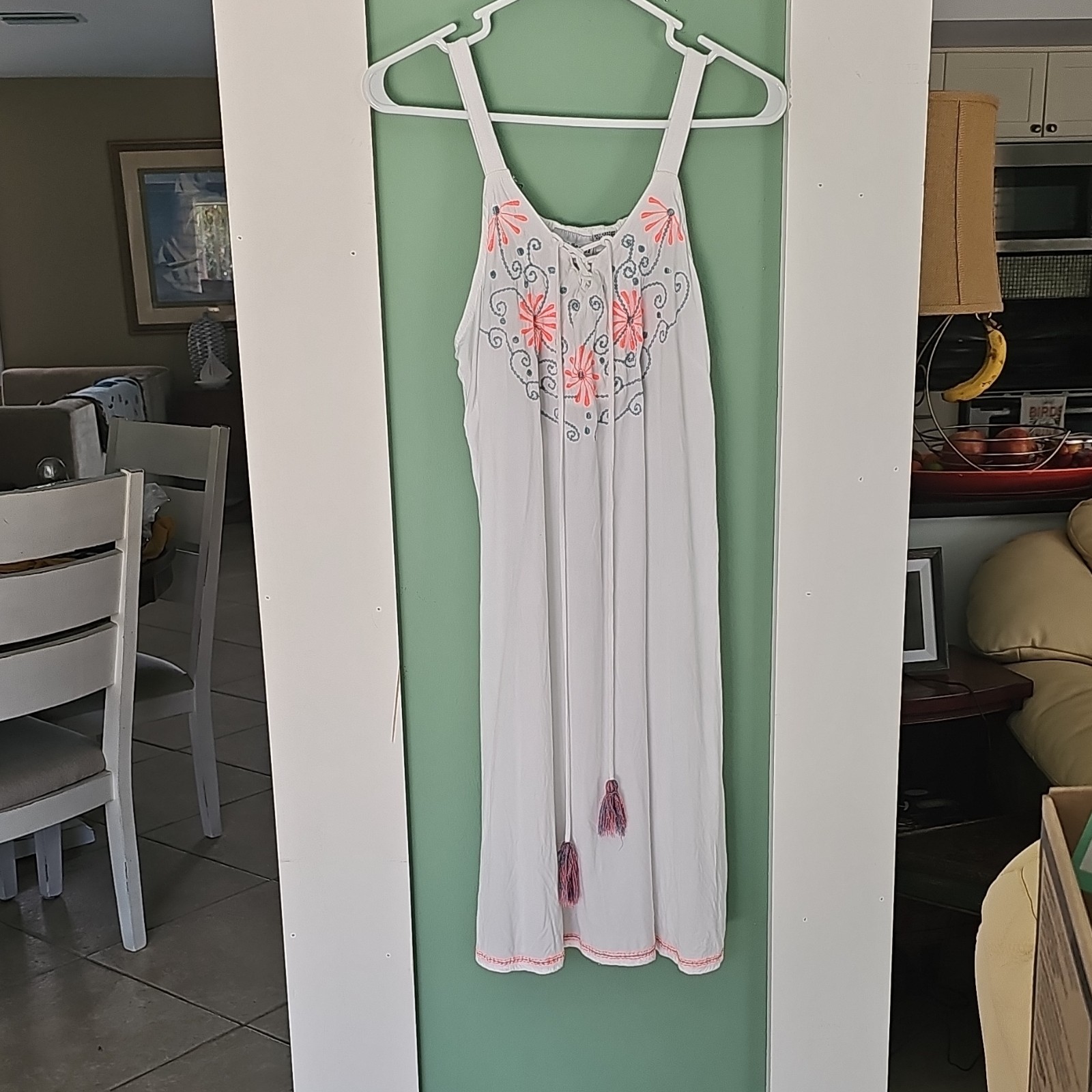 Raya Sun White Embroidered Tassel Tie V-Neck Sleeveless Midi Sundress L 0143