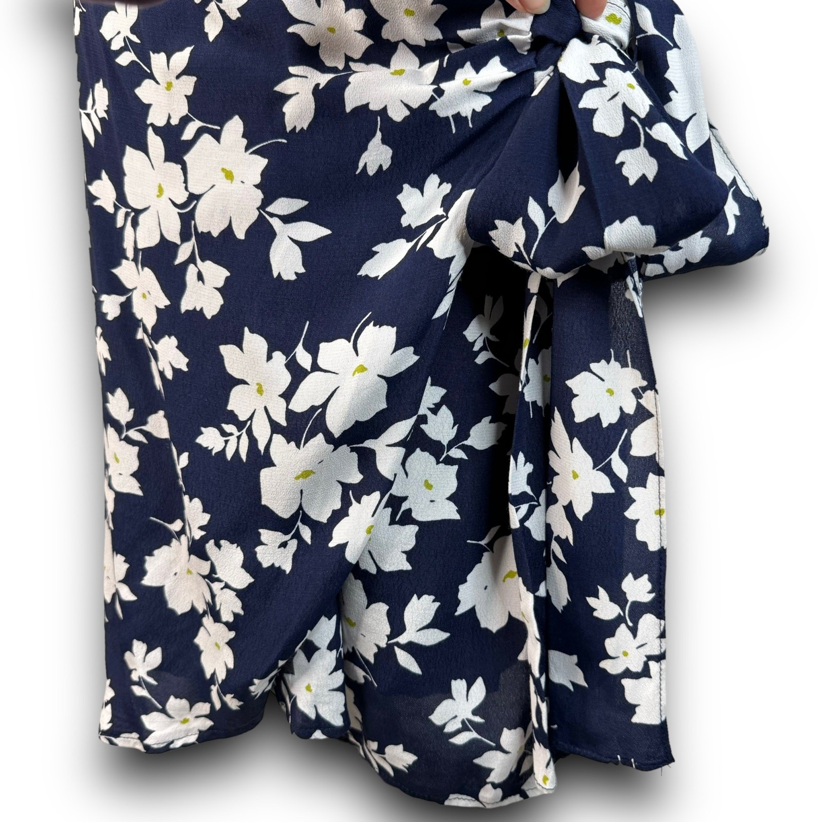 Blue Floral Wrap Mini Dress Vneck Short Sleeve Spring Summer Size Medium
