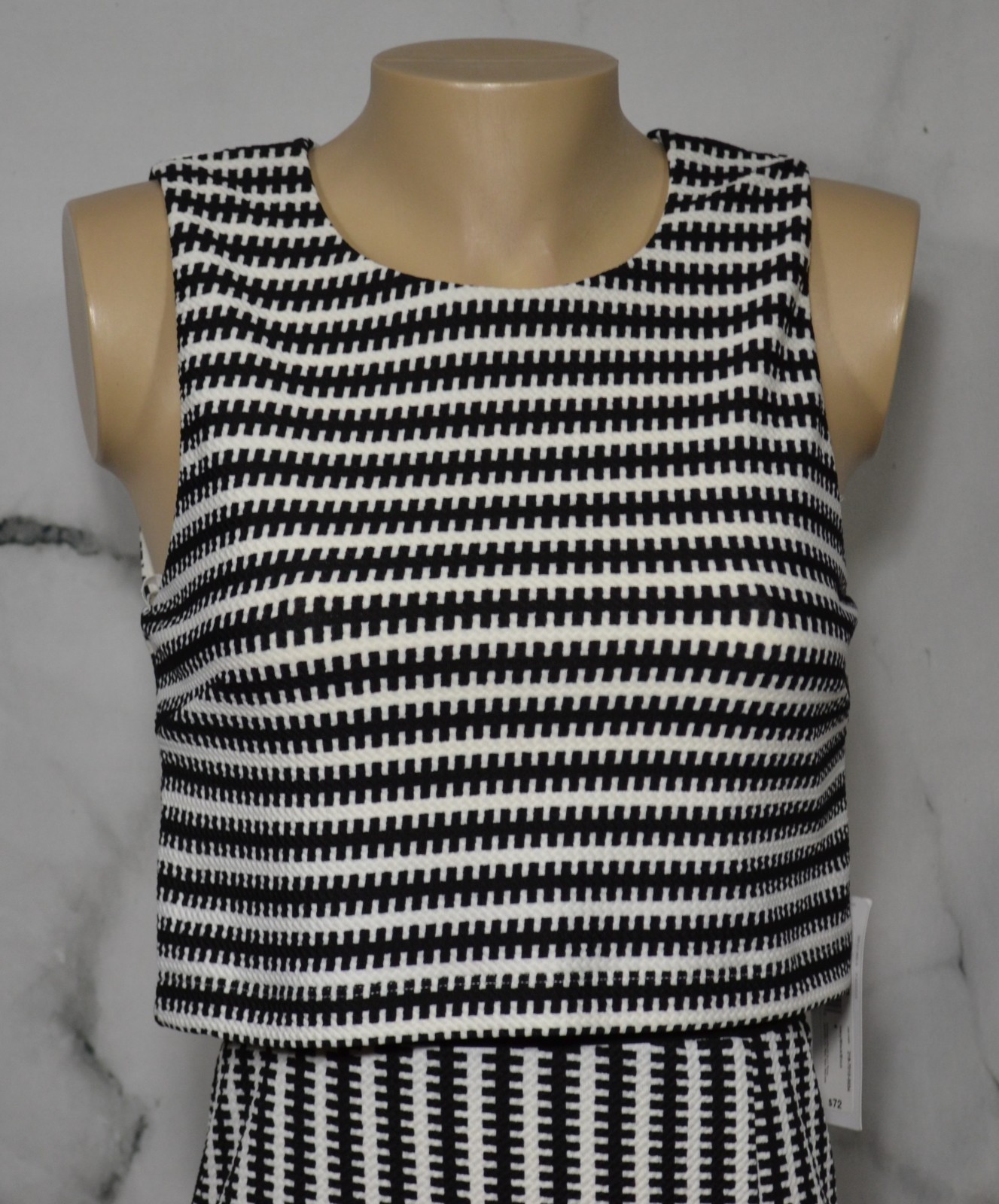 BISOU BISOU NEW NWT Black White Patterned Sleeveless Dress 4 Lined Bodice