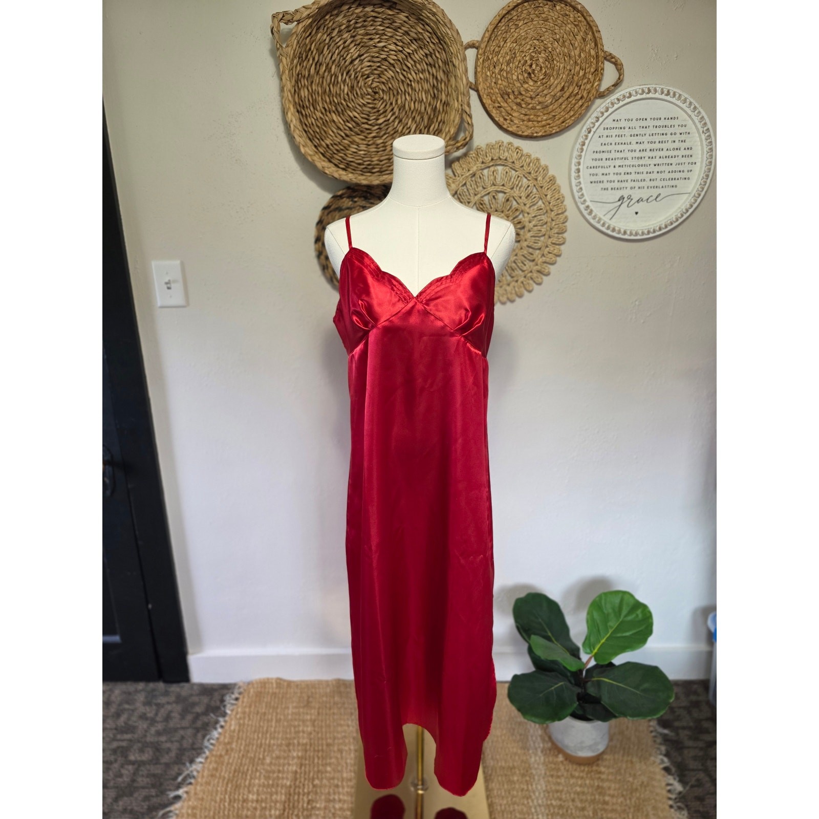 Vintage Sleep Solutions Red Slip Maxi Dress Women M Scalloped Lingerie Nightgown
