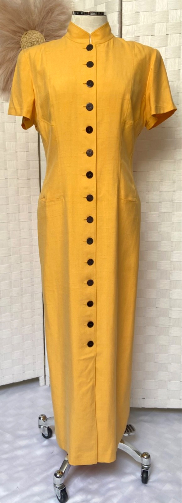 VTG Dana Buchman 100% Silk Yellow Button Up Pocket Maxi Mandarin Dress Size 8