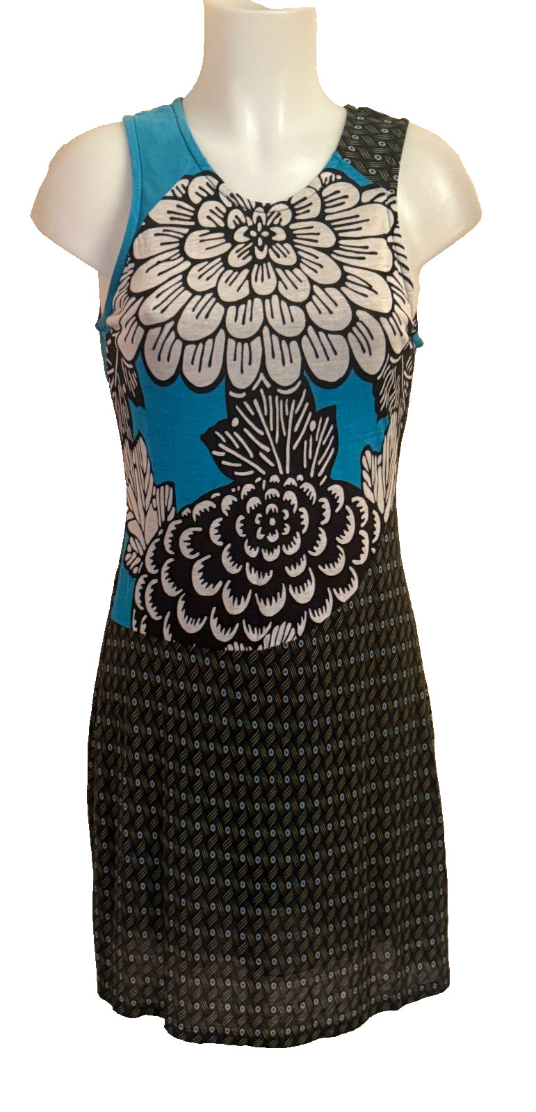 CUSTO Barcelona Sleeveless Blue Black MOD Floral Bodycon Shift Dress Sz S