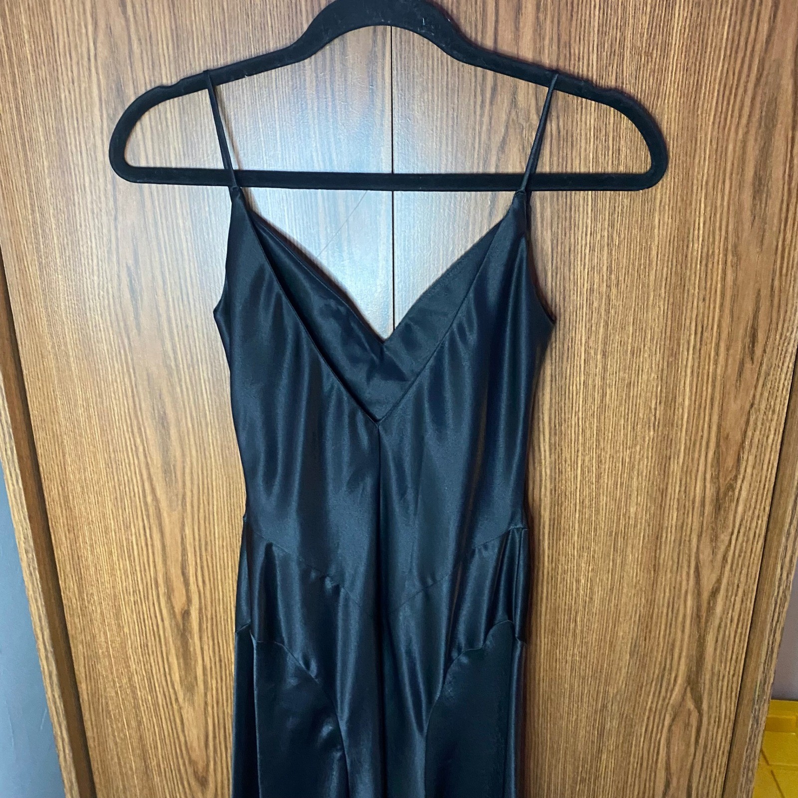 Moda International Maxi Dress Womens 2 Petite Black Satin V-Neck Spaghetti Strap