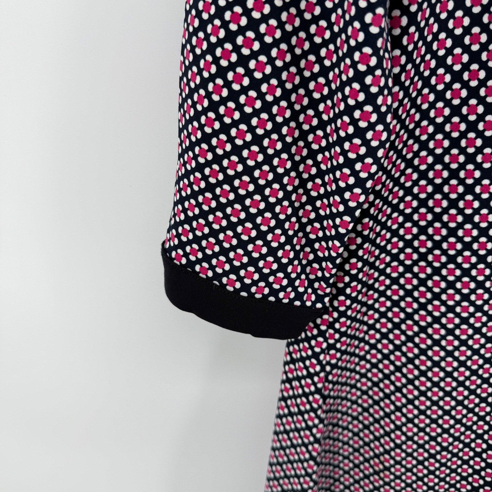 Ann Taylor Dress Size L Geometric Print V Neck 3/4 Sleeve Black Pink White