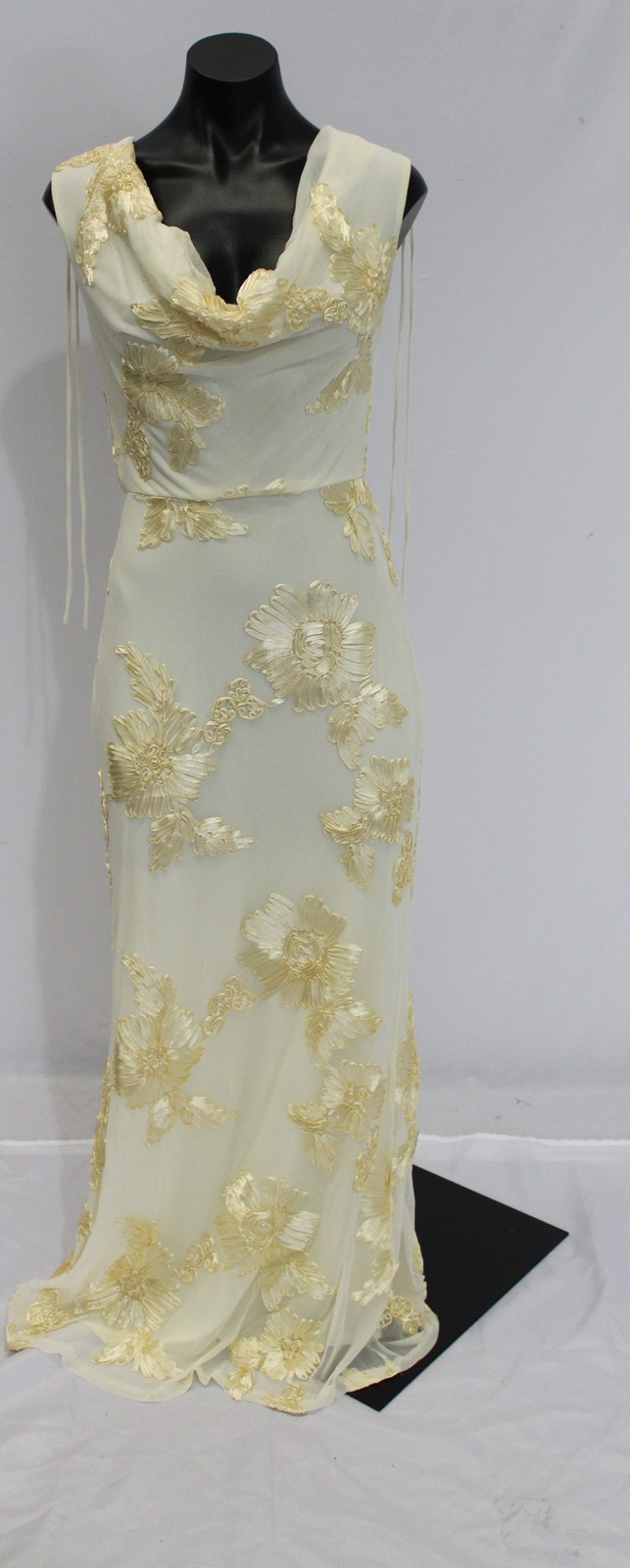 Saints & Secrets Women’s Kirralee Halterneck Maxi Dress AP2 Yellow Small AU:8