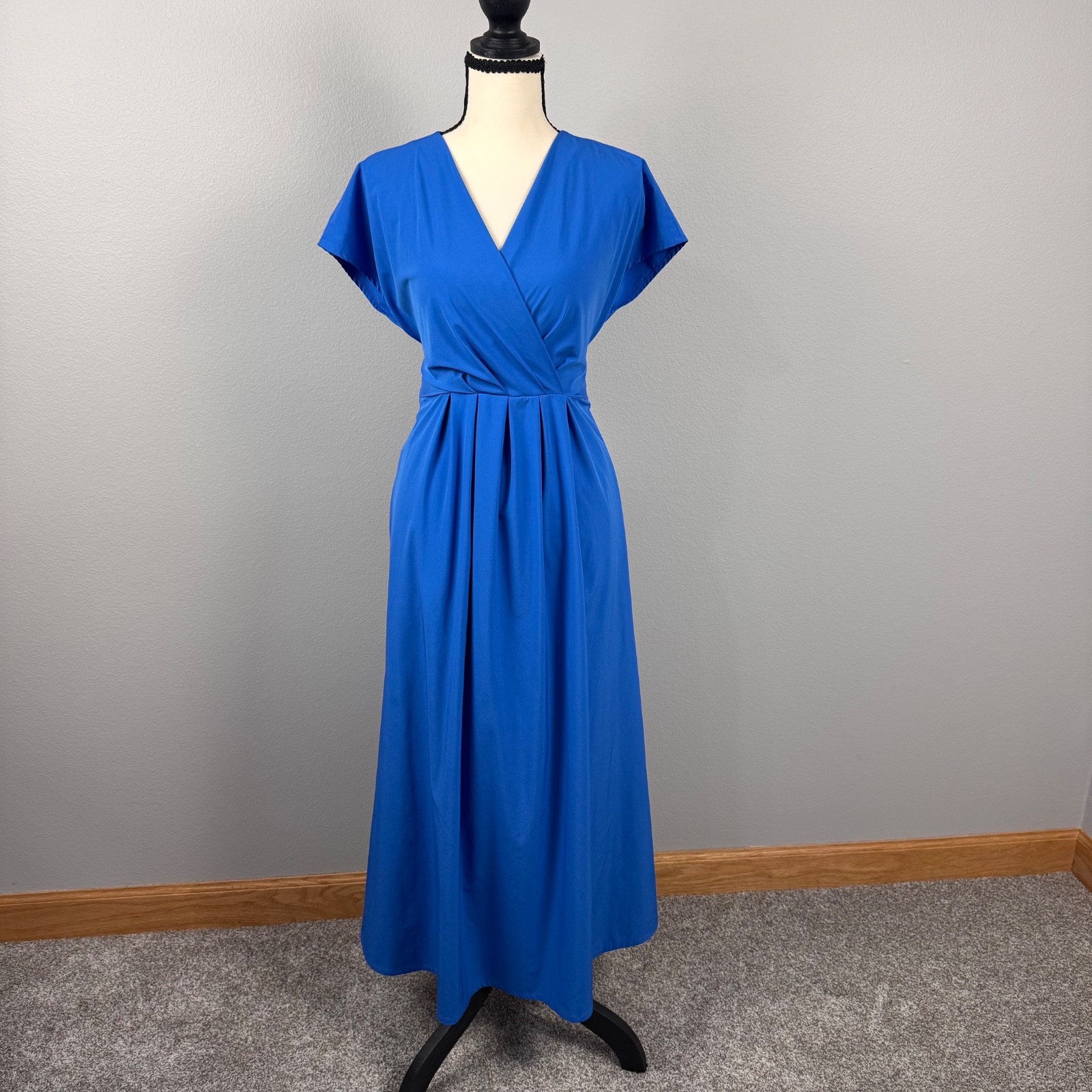 Halara Blue V-Neck Wrap Midi Dress with Tie Waist – Size Medium