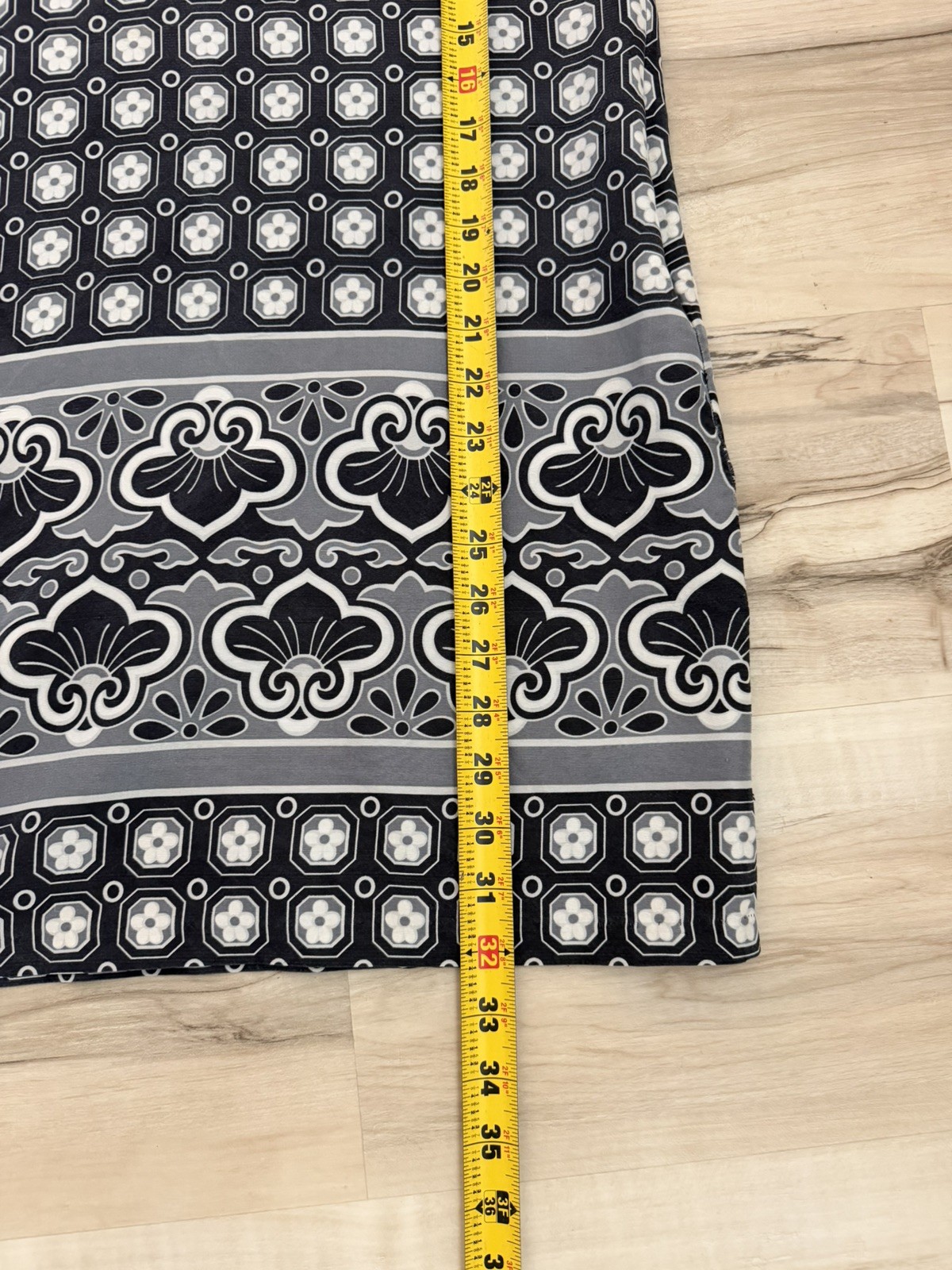 Tory Burch 100% Silk Gray White Geometric Tunic Dress Split Neck Women Shift 4