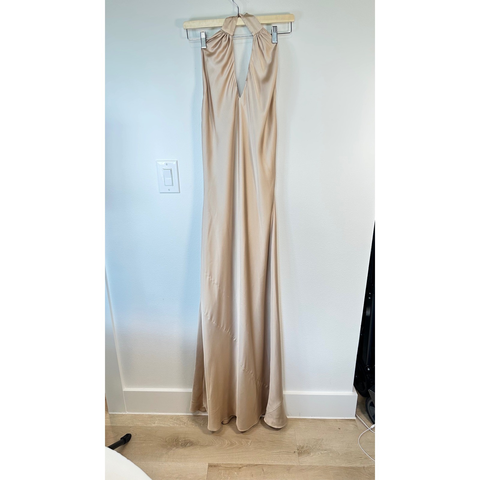 Show Me Your Mumu Jasmine Halter Maxi Dress Womens Formal Satin S Champagne
