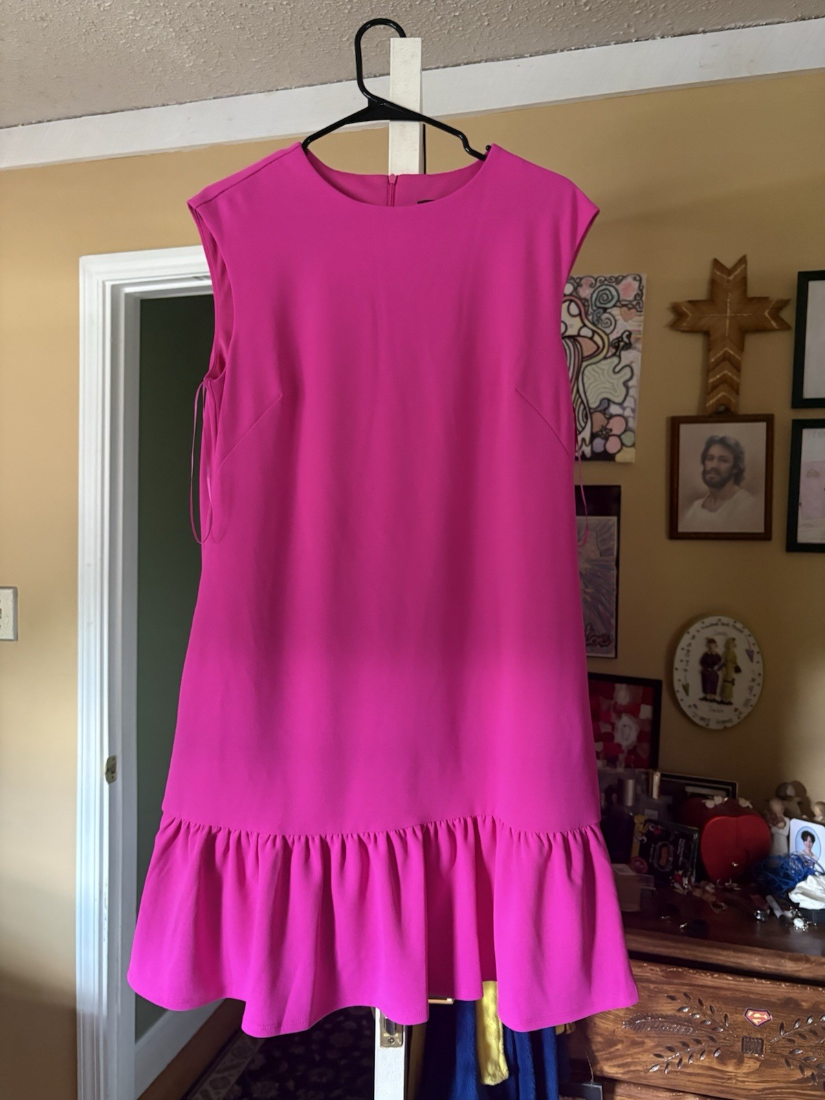 New Maia Cap Sleeved Pleated Flare Dress Hot Pink Sz 8
