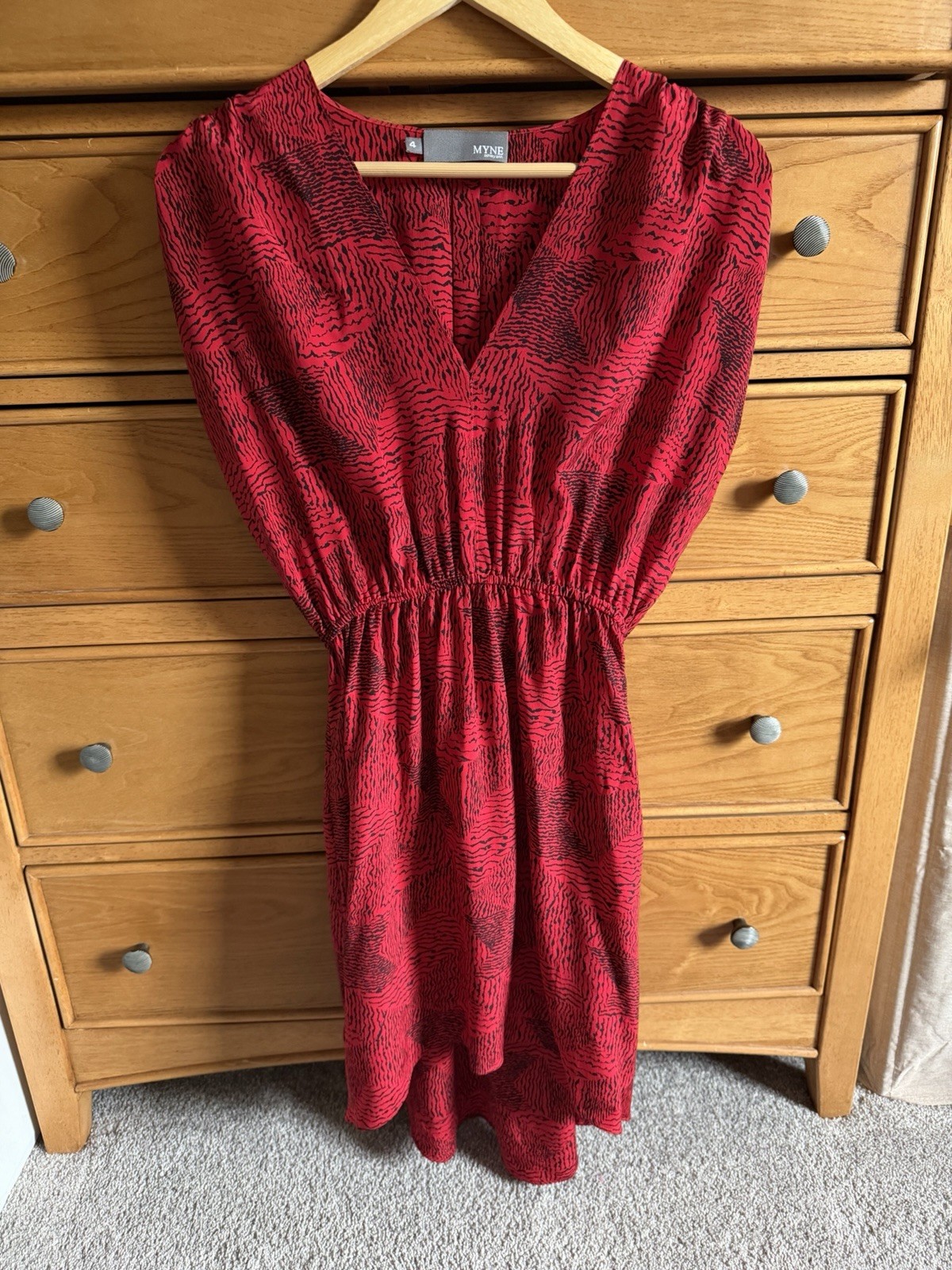 Myne By Ashley Ann 100% Silk Red & Black Abstract Tiger Womens Size 4 High Low