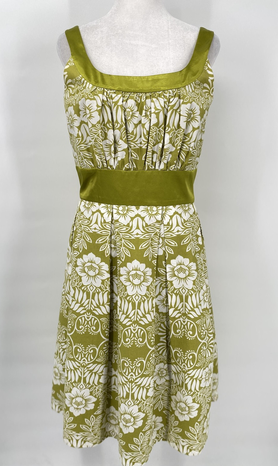 Vintage Y2K Willow Glenn Dress Womens 10 Green Floral Fit Flare Pleated Retro