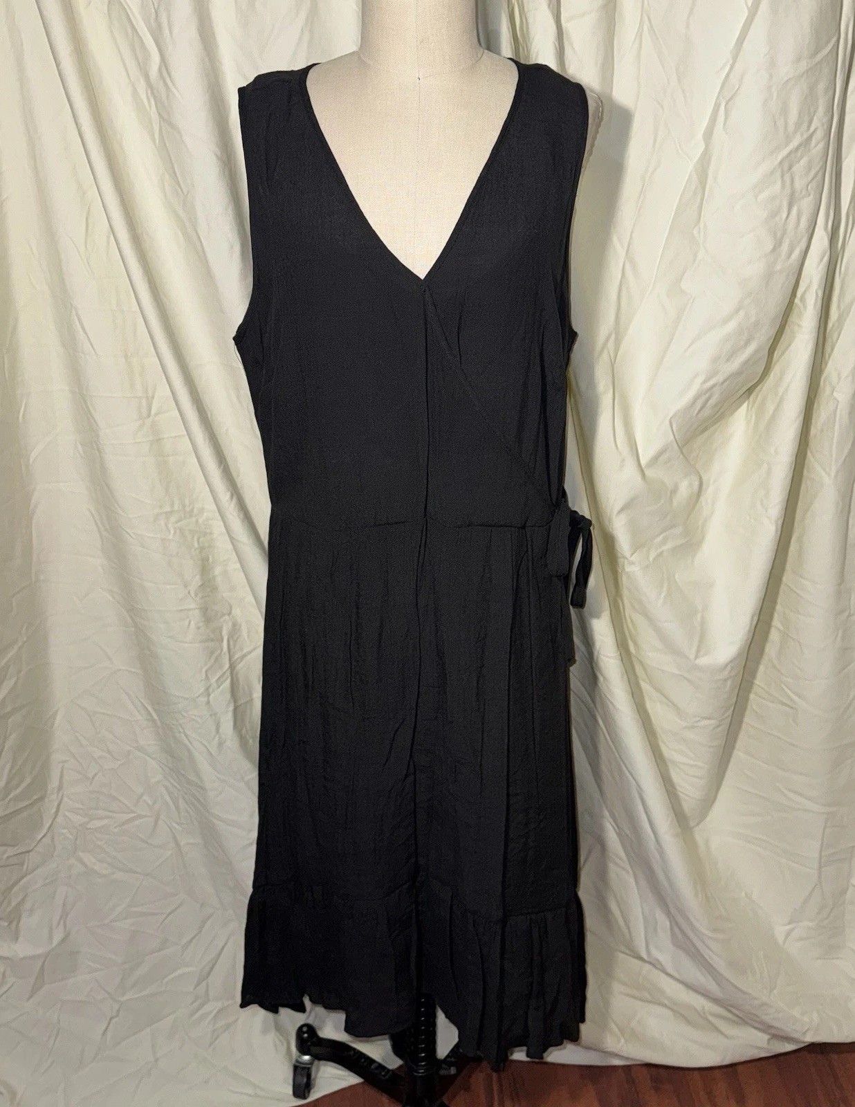 Mlle Gabrielle 1X Boho Faux Wrap Midi Dress Black Ruffle Hem NWT
