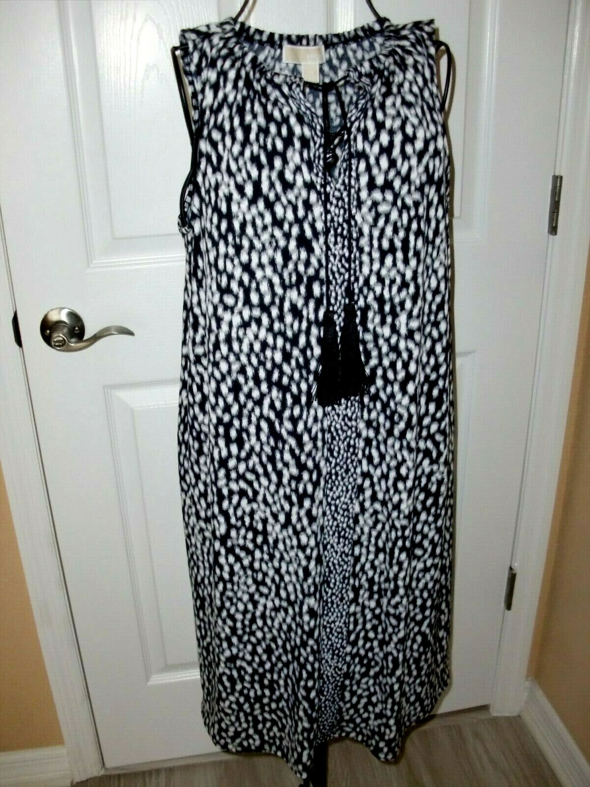 Women’s~MICHAEL KORS~ANIMAL PRINT~TESSLES STRAPS~STRETCH~SLEEVELES DRESS size XS