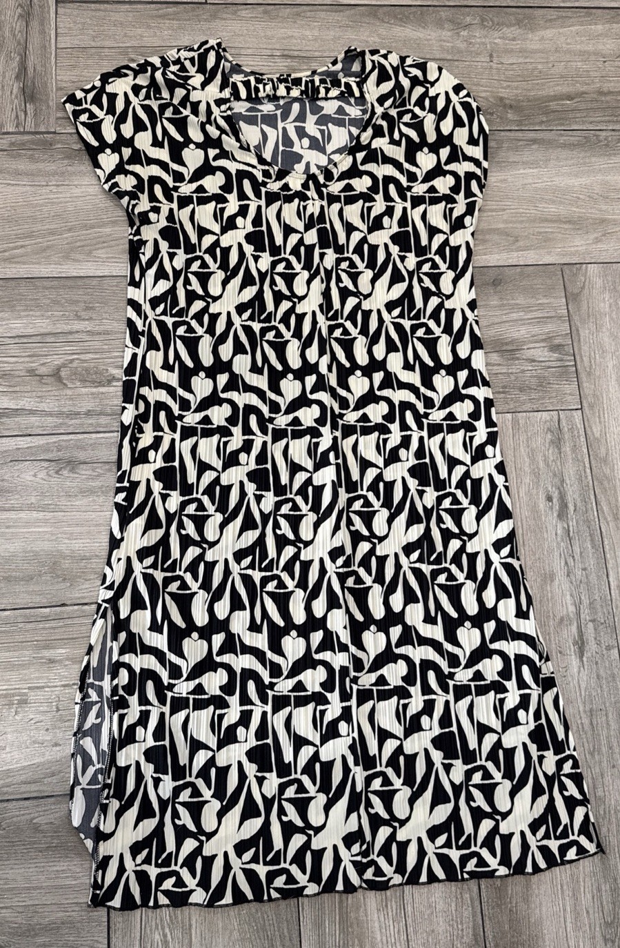 Sfera Basic crinkle sleeveless midi maxi dress size Large Black & Off White