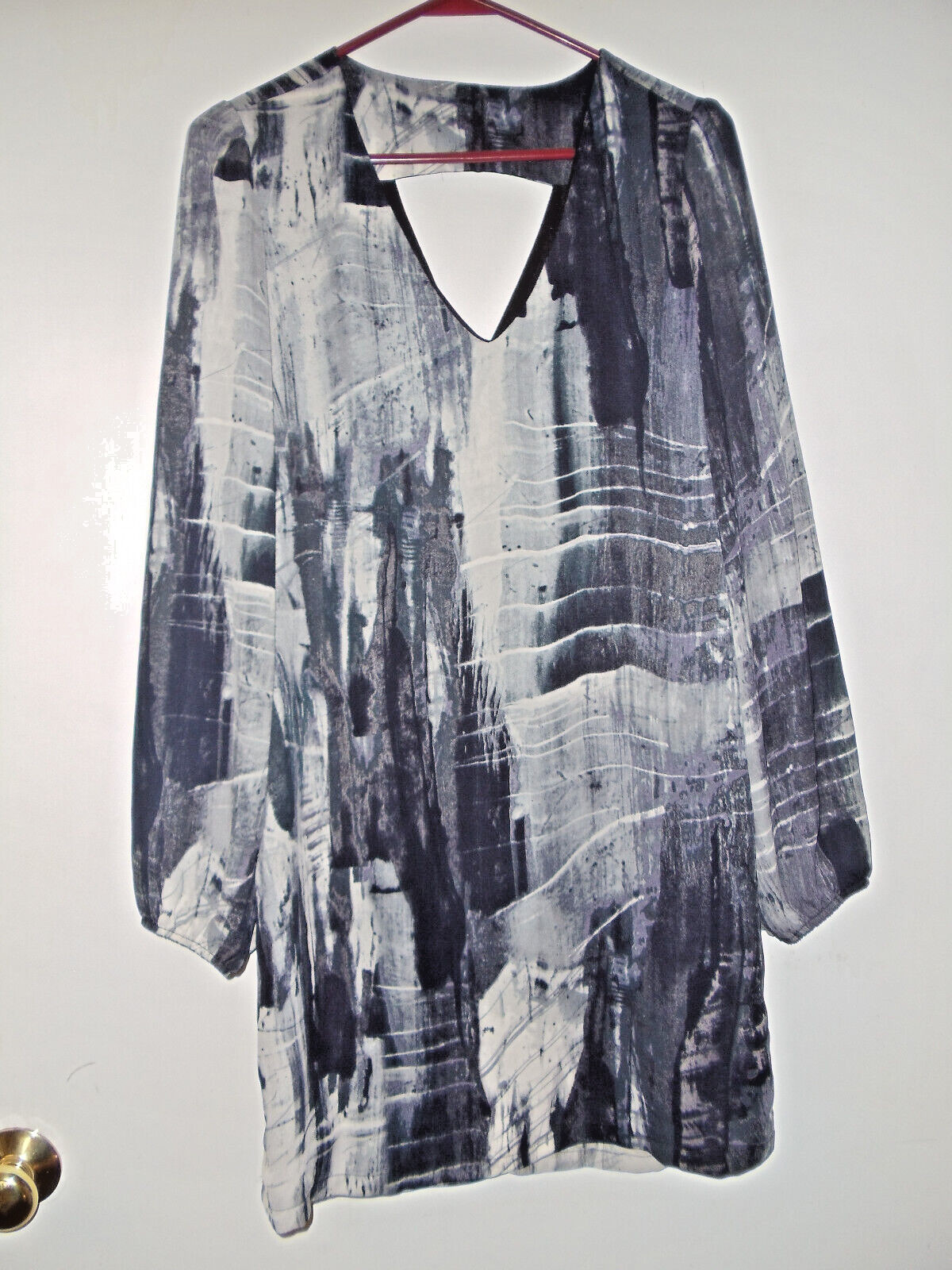 Eighty Six Blacks and Grays Colored Dress Size Medium