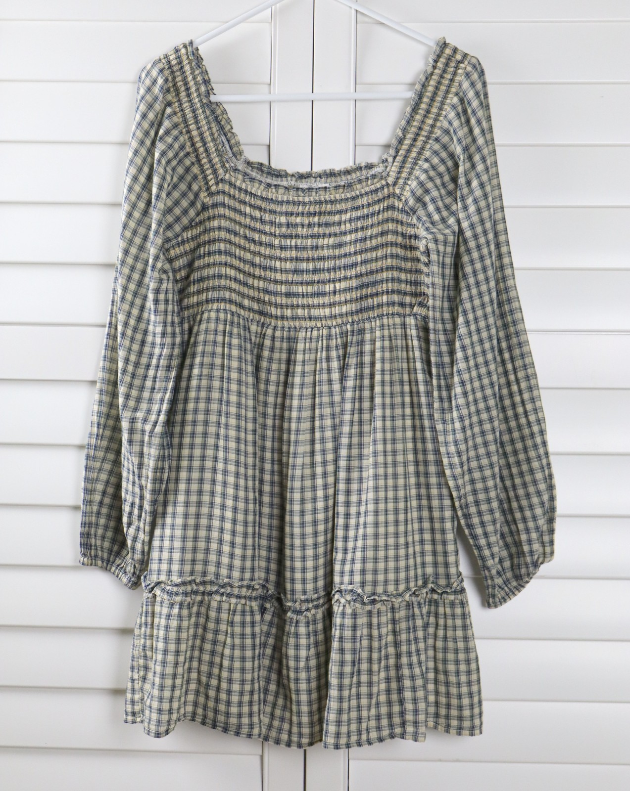 AMERICAN EAGLE NWT $59 Smocked Ruffle Square Neck Plaid Mini Dress Size Medium