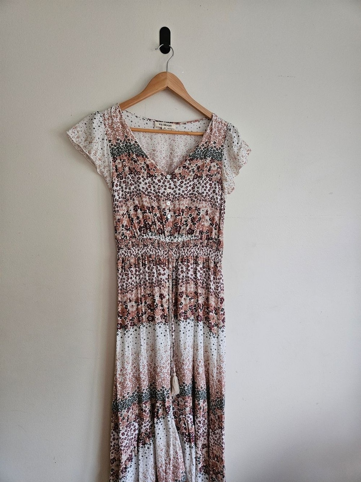 Iris Bloom Boho Floral Maxi Dress – Size M – High-Low Hem