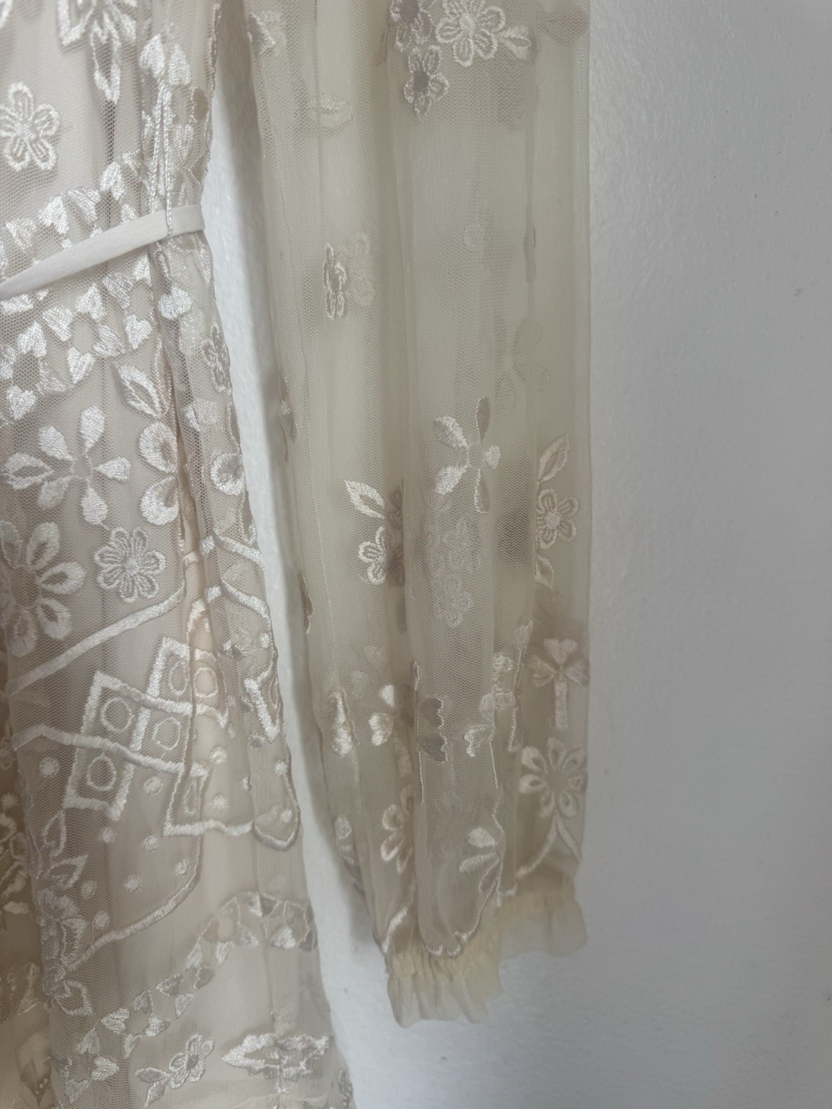Needle & Thread Tulle Embroidered Floral Long Sleeve Ruffle Mini Dress Size 2
