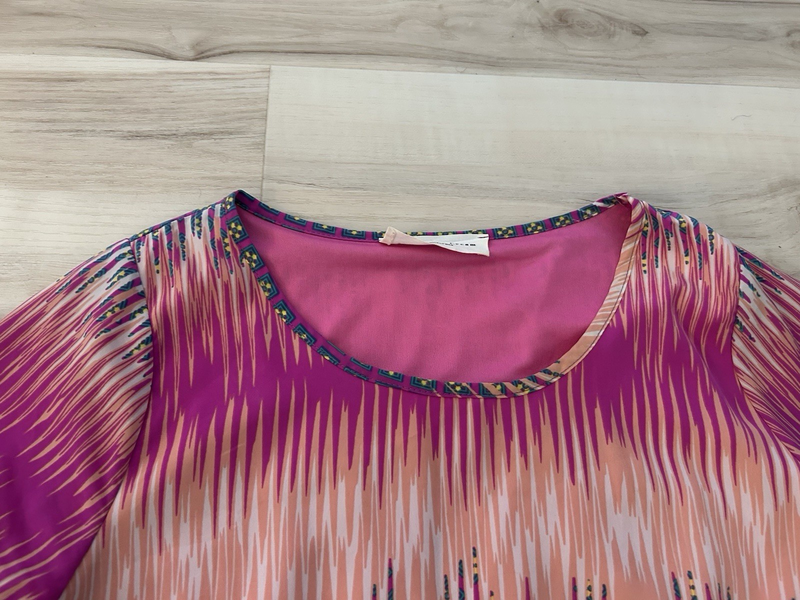 Peach Love Cream Geometric Print Shift Dress Medium Pink Boho 3/4 Sleeve Tribal