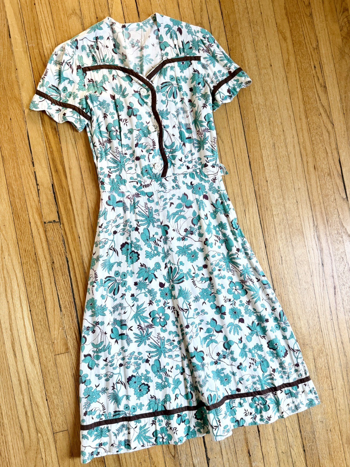 Vintage 1930’s-1940’s Linen Floral Day Dress Rockabilly