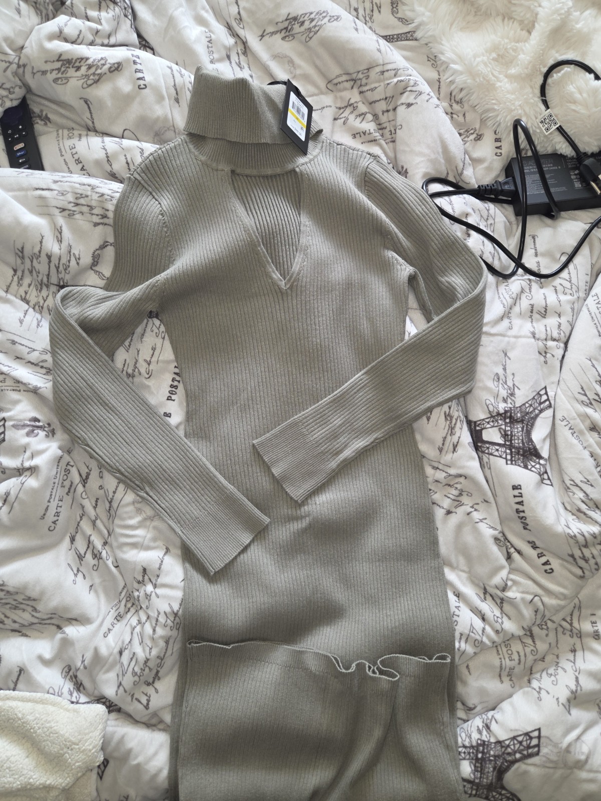 DKNY Gray Ribbed Knit Turtleneck Midi Sweater Dress Long Sleeve Size M