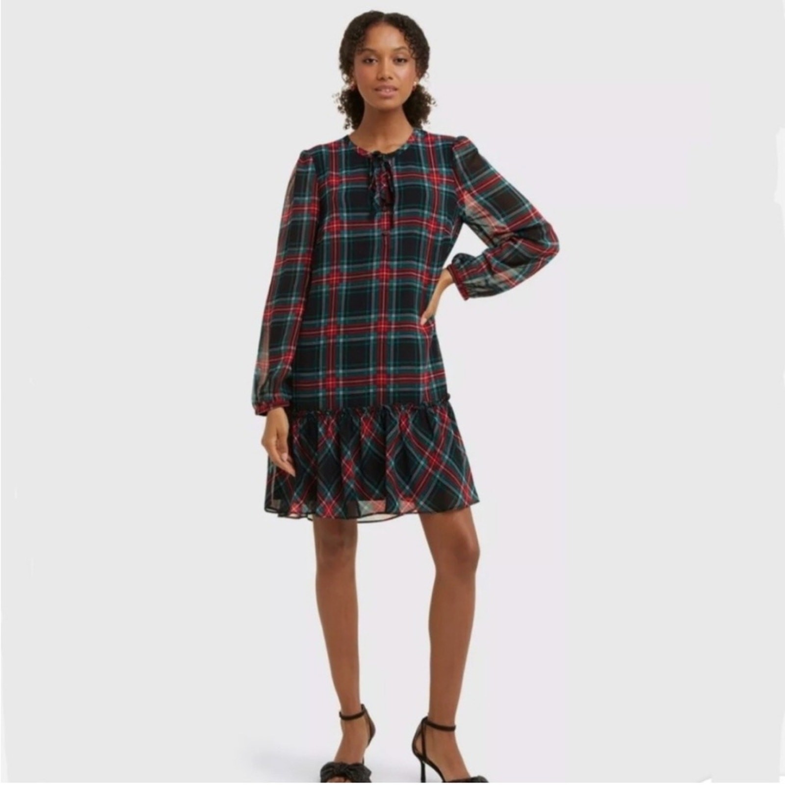 Draper James black red green plaid tie neck flounce shift dress size Small NWT