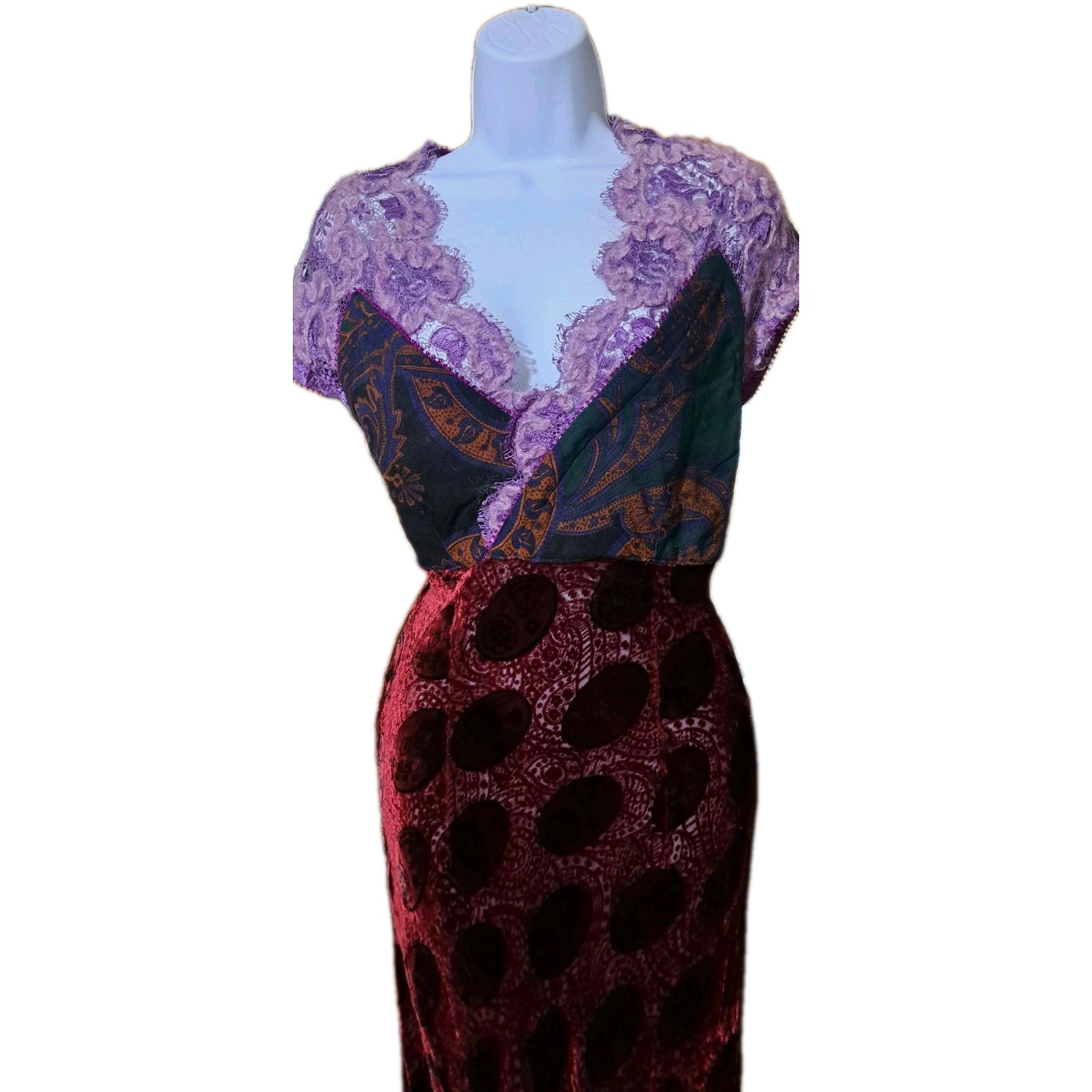 VOYAGE INVEST IN THE ORIGINAL Iconic Maxi Dress Burnout Lace Floral Small