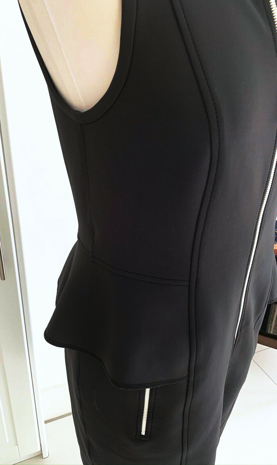 Dress black N4 Marc Cain 40 flounce softshell scuba jersey white eye-catcher
