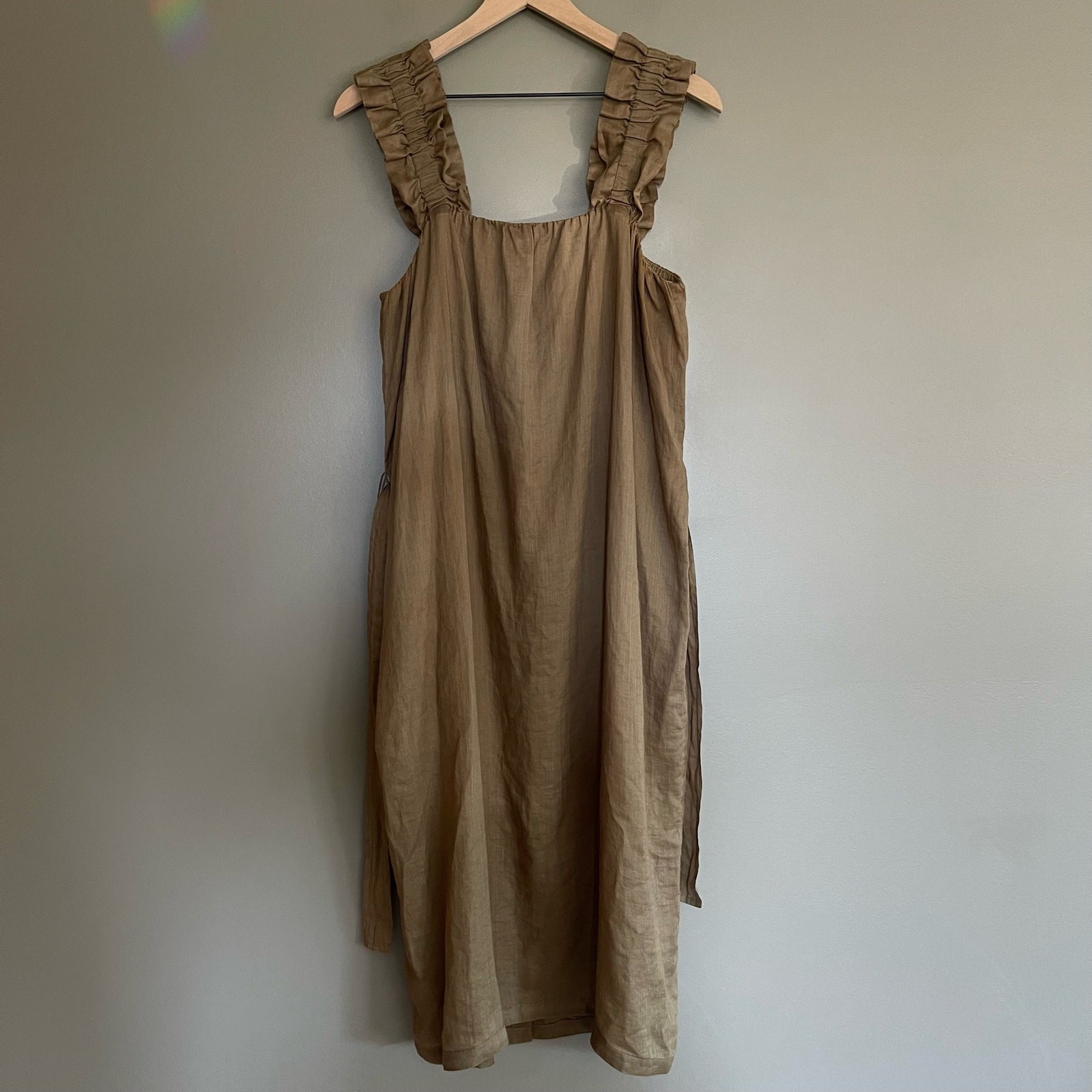 Frame Ruffle Strap Button Back Dress in Moss Size Small Khaki Green Ramie Chic