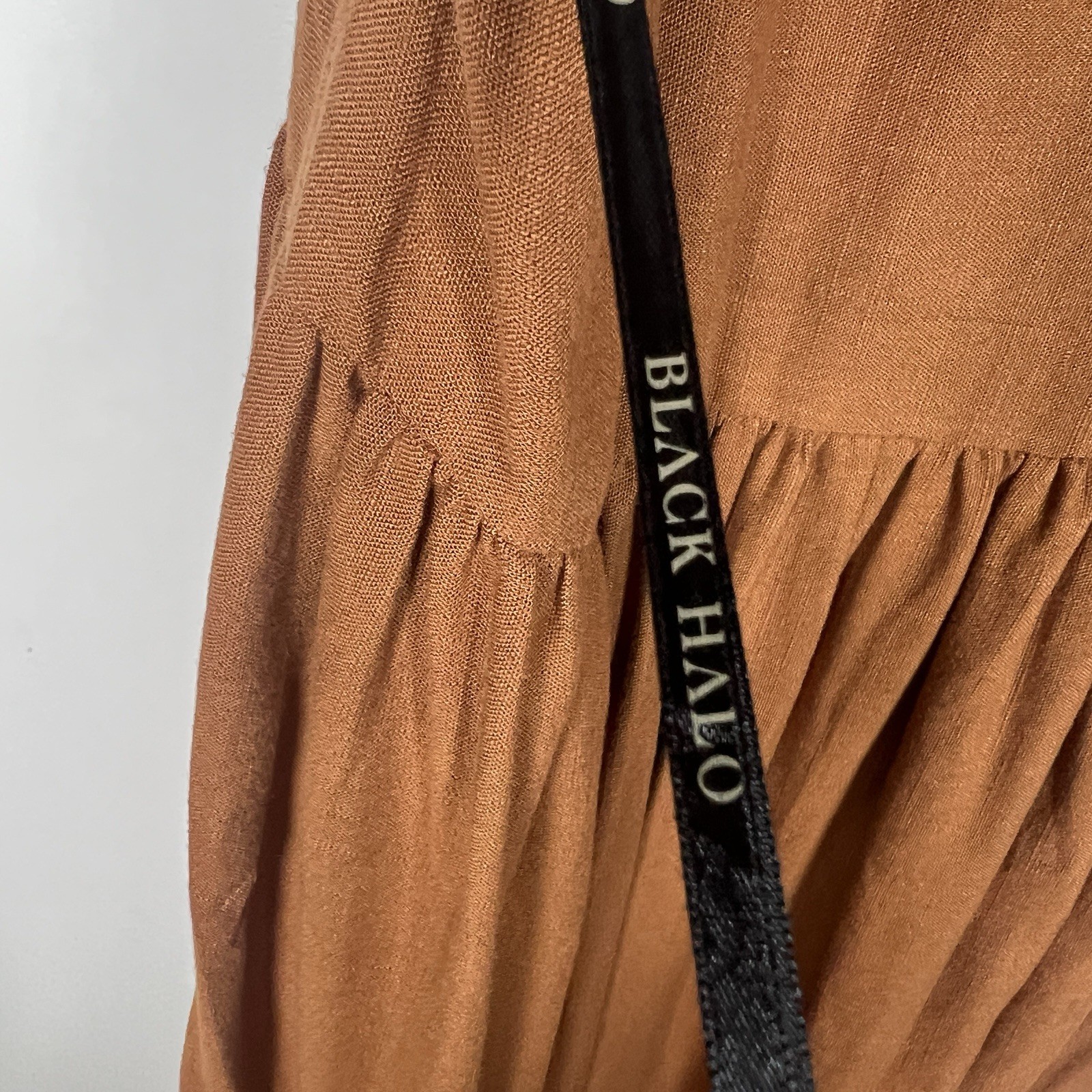 Black Halo Size M Amia Sleeveless Tiered Linen Carmel High Low Maxi Dress NWOT