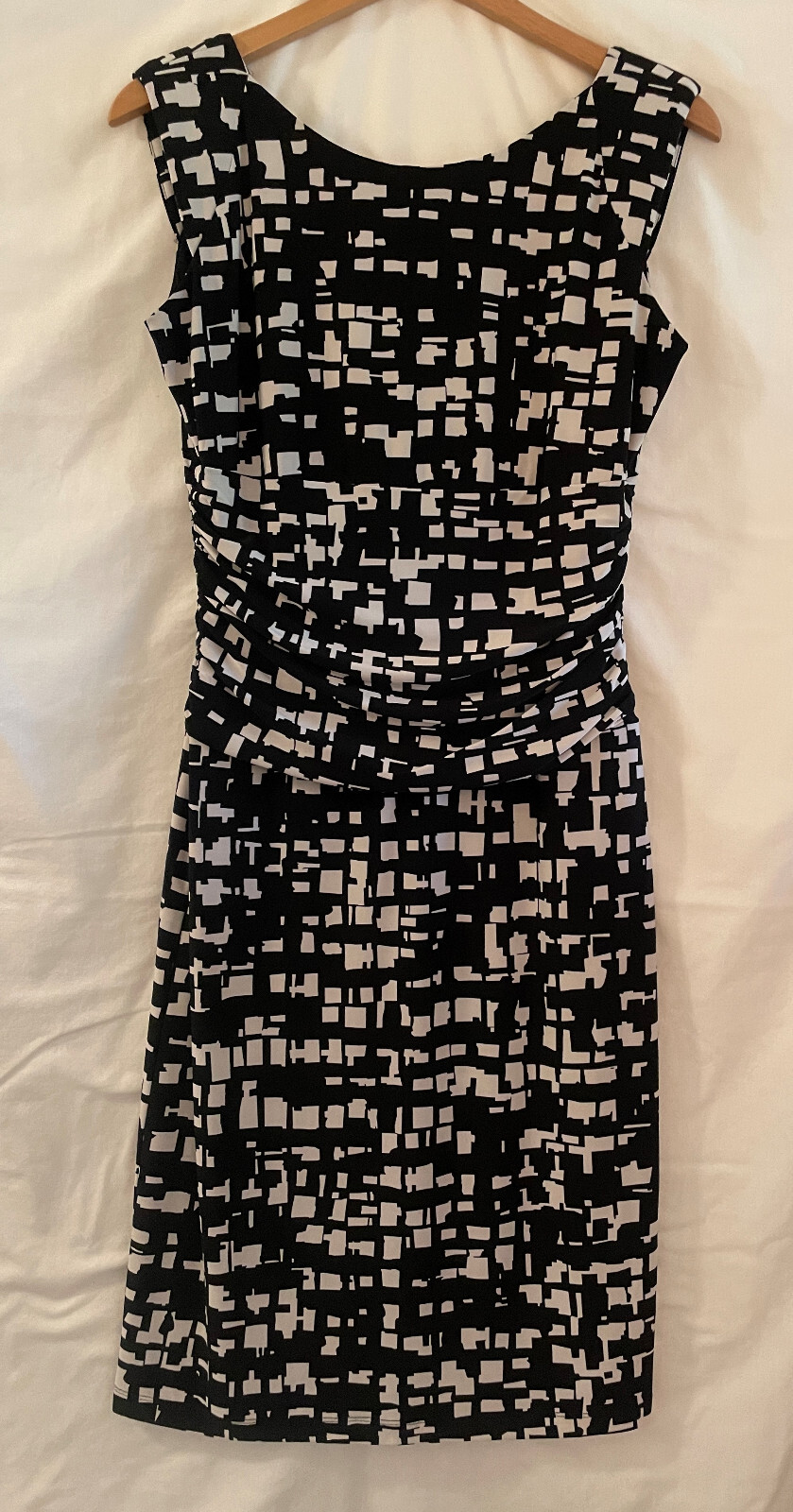 NearlyNew 8 Black/White Sleeveless NINE WEST Knit Dress, $90 Retail