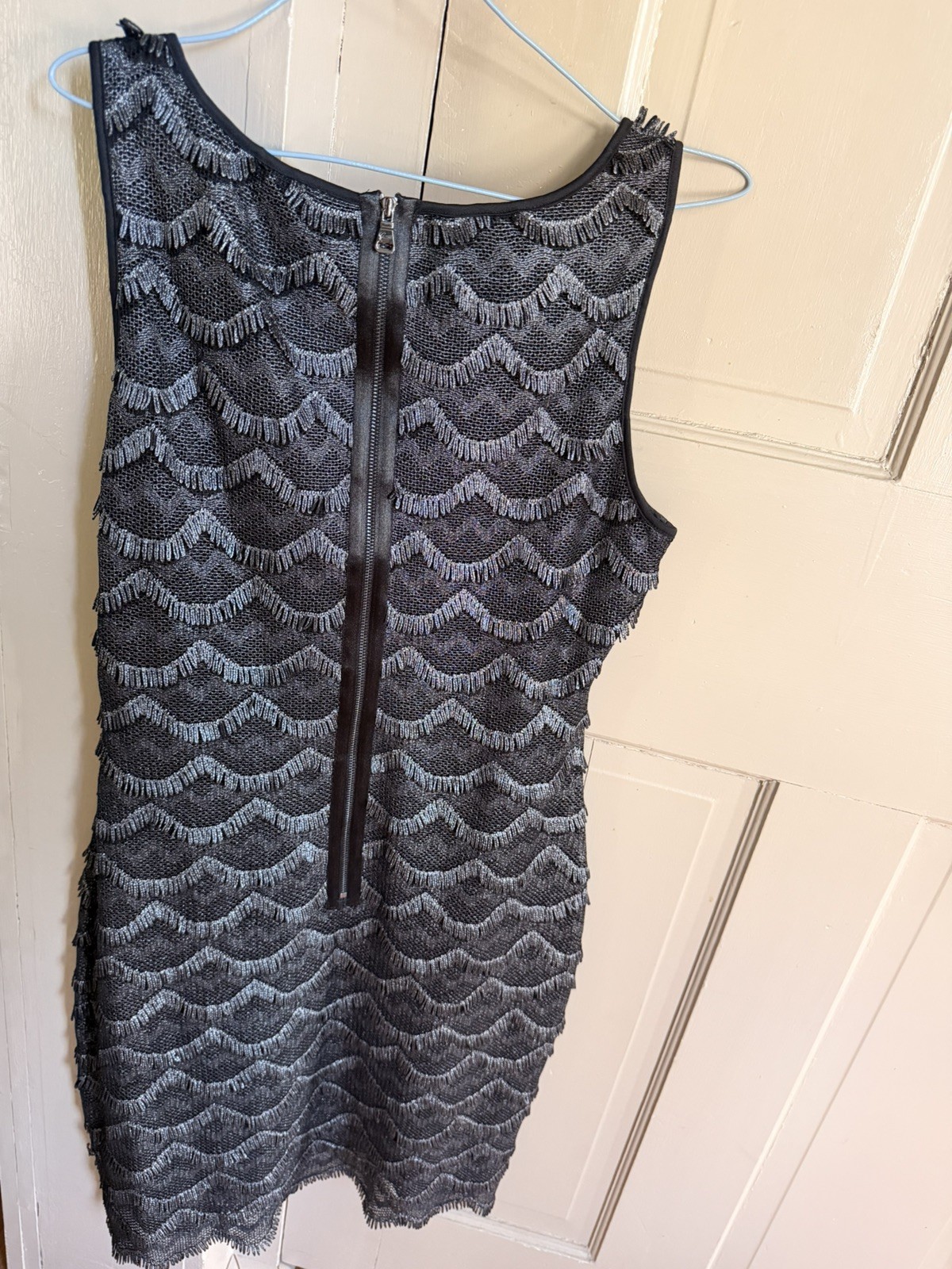 Black/Gold Metallic Scalloped Lace Bodycon Fringe Dress Guess Size 8