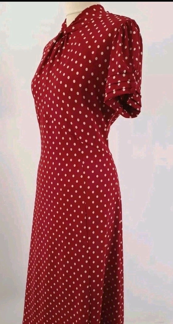Vintage 1940s 1950s WW2 Style Red Cream Polka Dot Tea Dress Size 12 TWINWOOD