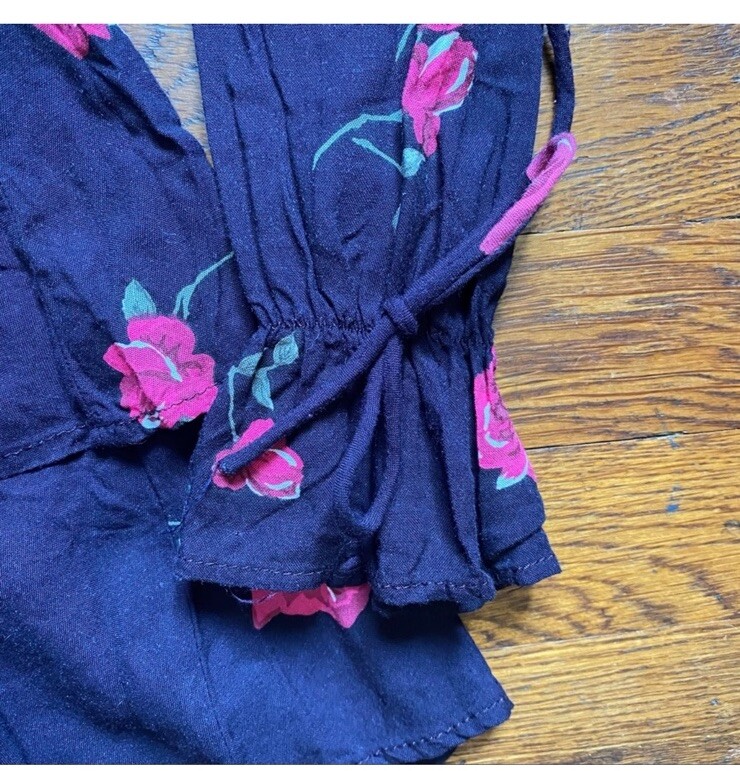 Motel plunging front dark purple ruffle bottom dress size medium