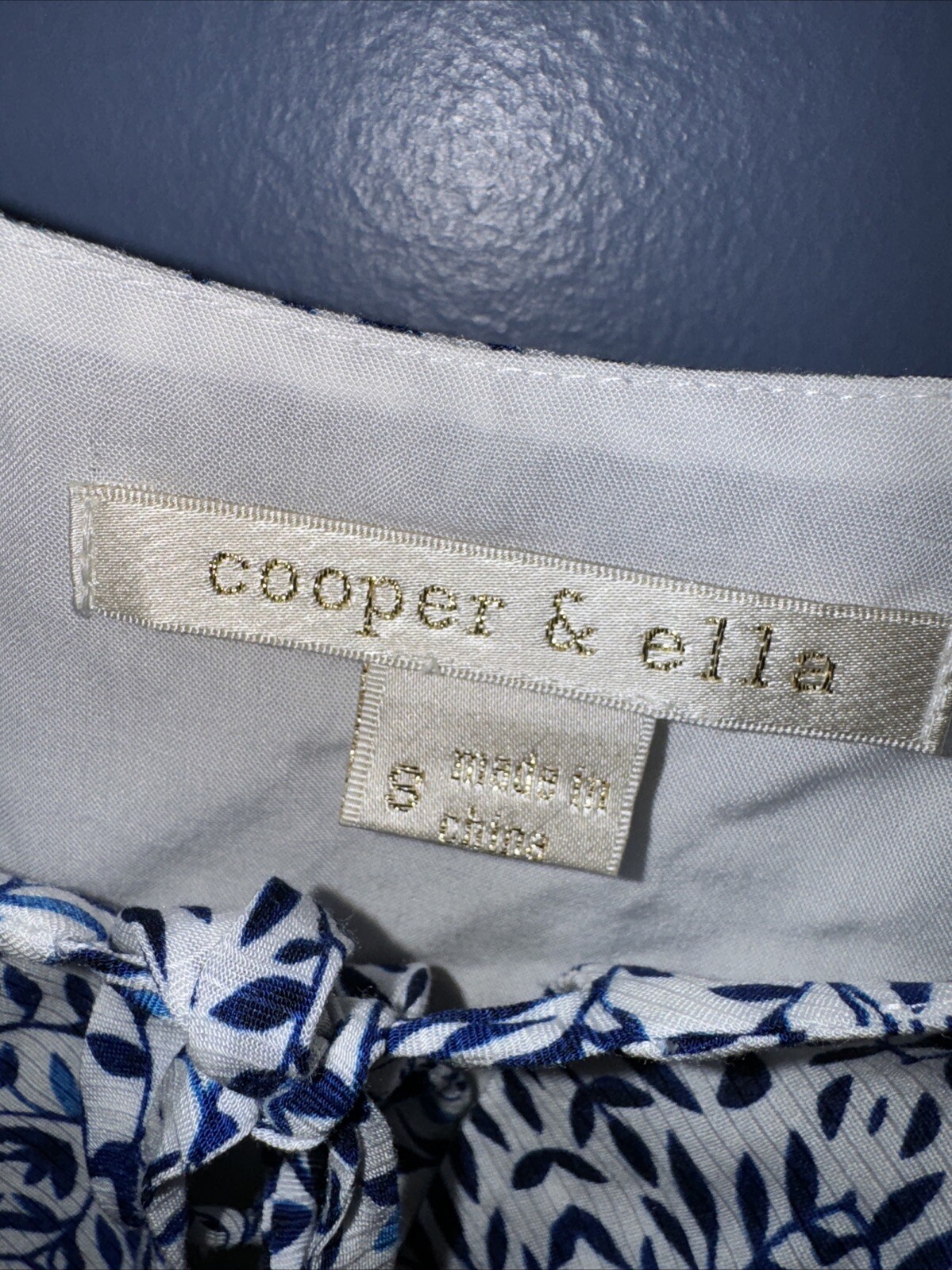 Womens Small Dress, Strappy Cold Shoulder, Short, Lined, White Blue Floral $198