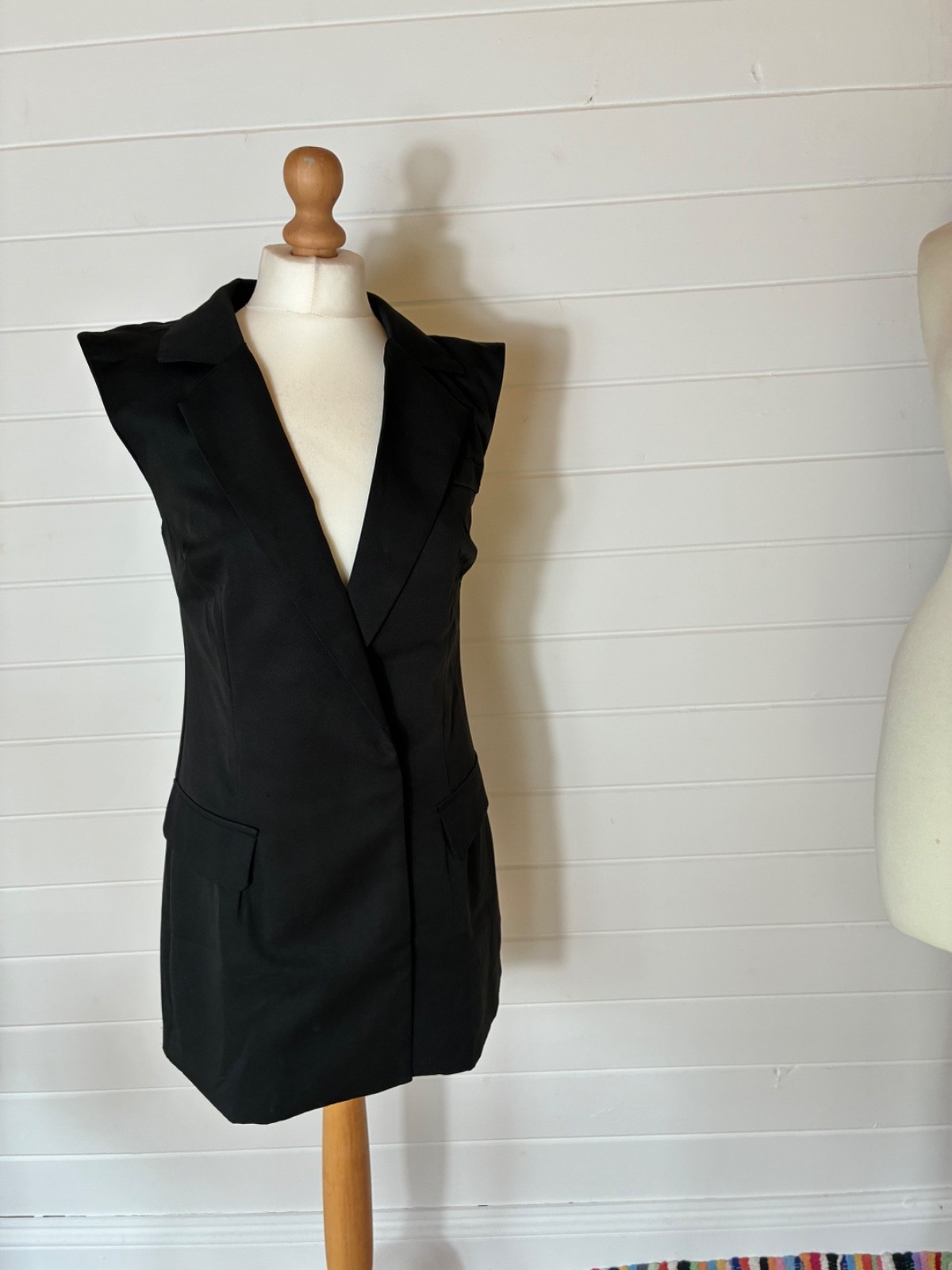 BLACK SLEEVELESS COAT DRESS DOUBLE BREASTED MINI EGO SIZE 10 PARTY COCKTAILS