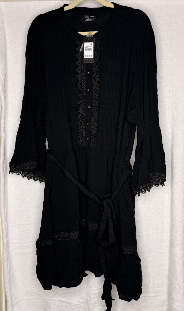 City Chic NWT Short Dress Black Size 22 XL Bell Sleeves BOHO Embroidered Lace