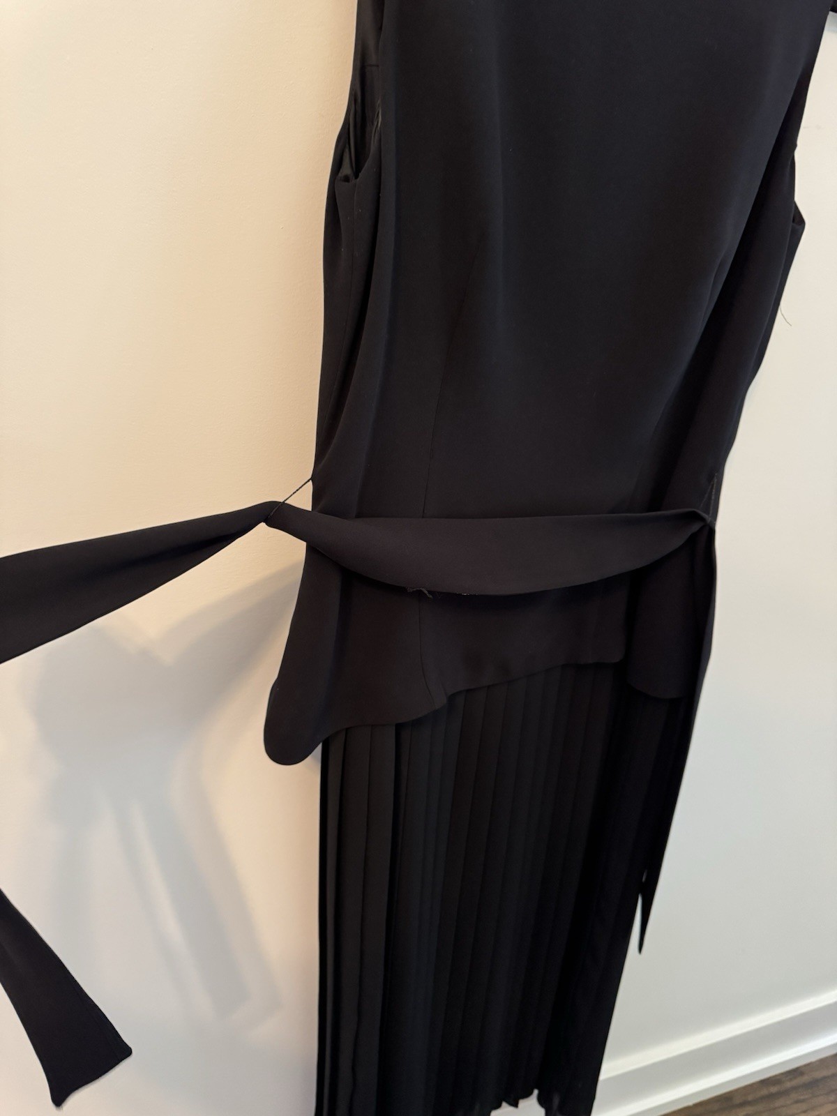 YL by Yair Black Sleeveless Pleated-Bottom Midi Dress with Waist Tie