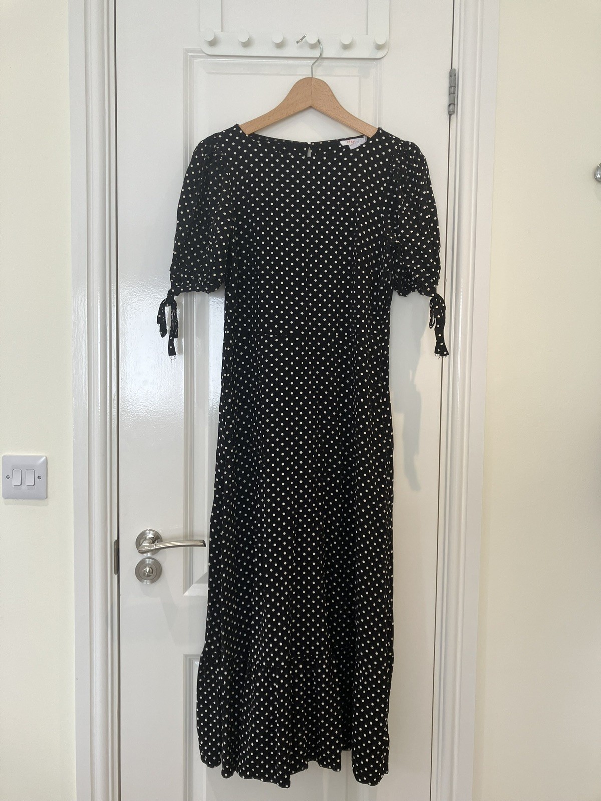 Finery, Slim Fit Size 12, Spring, Summer, Classic, Polka Dot Dress, Used, VGC.